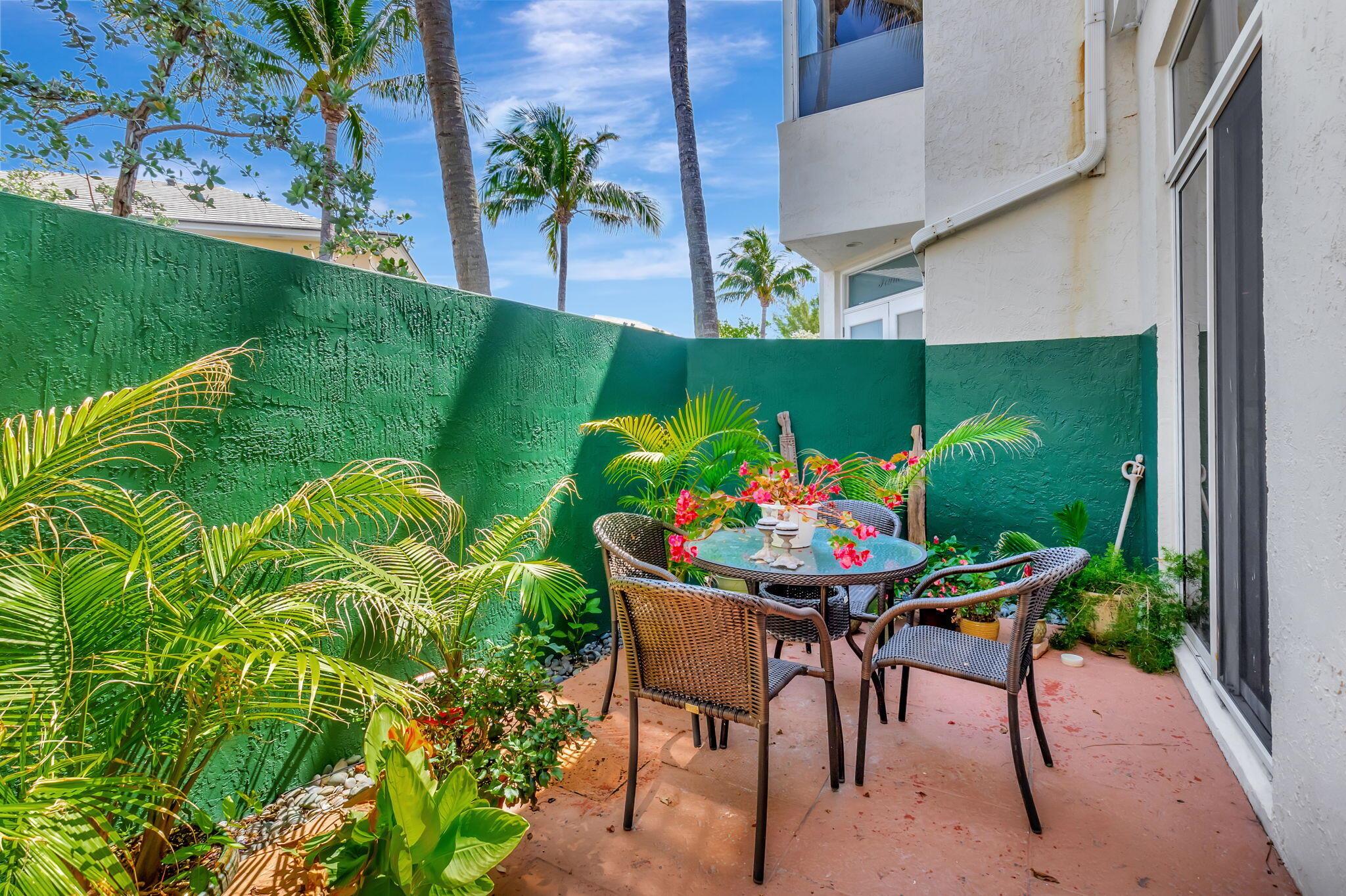 2115 S Ocean Boulevard 14