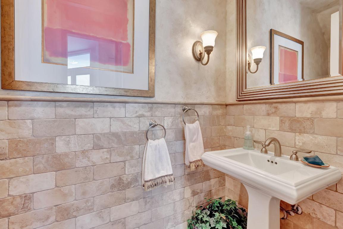 2115 S Ocean Boulevard 14