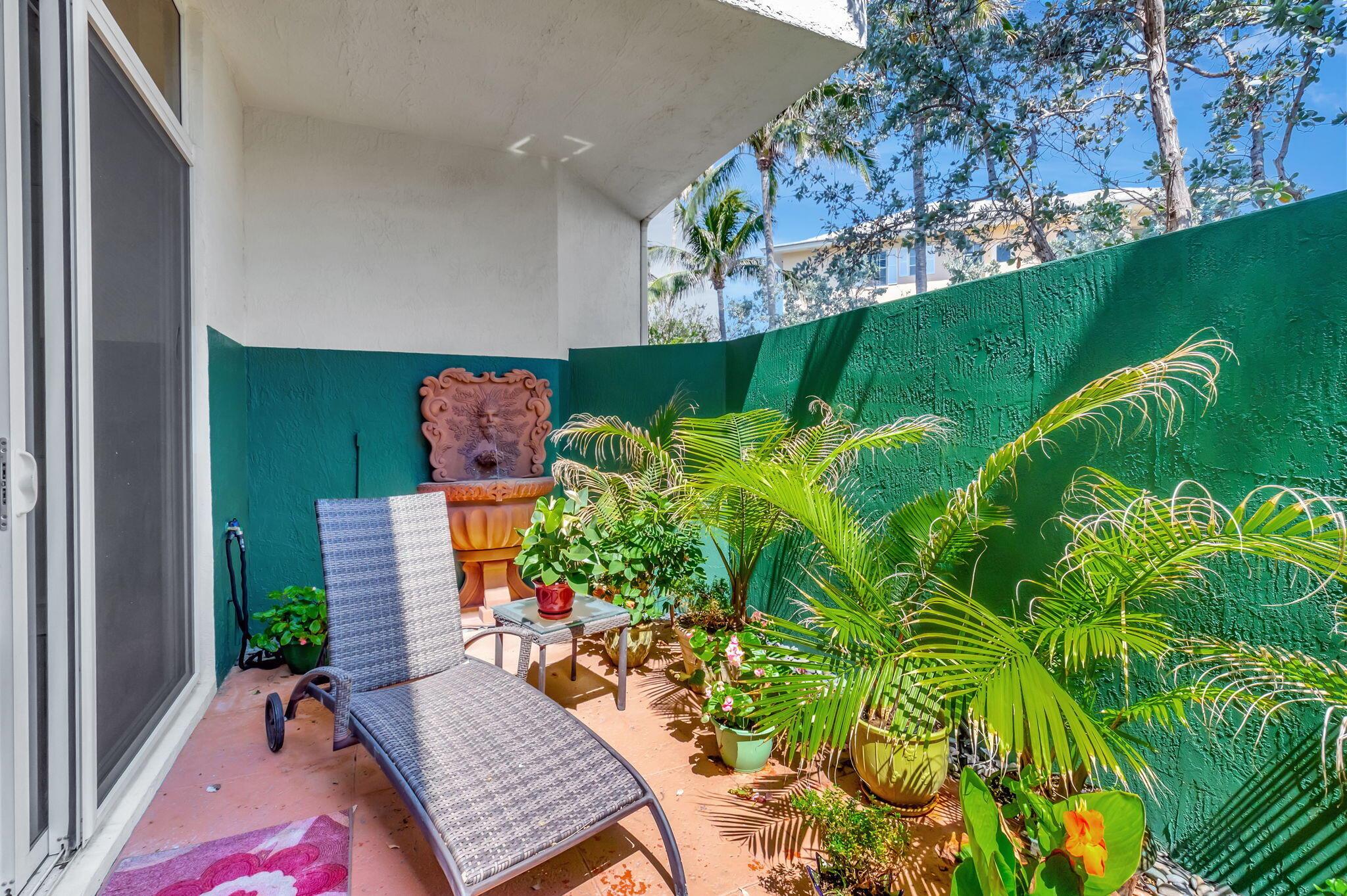2115 S Ocean Boulevard 14