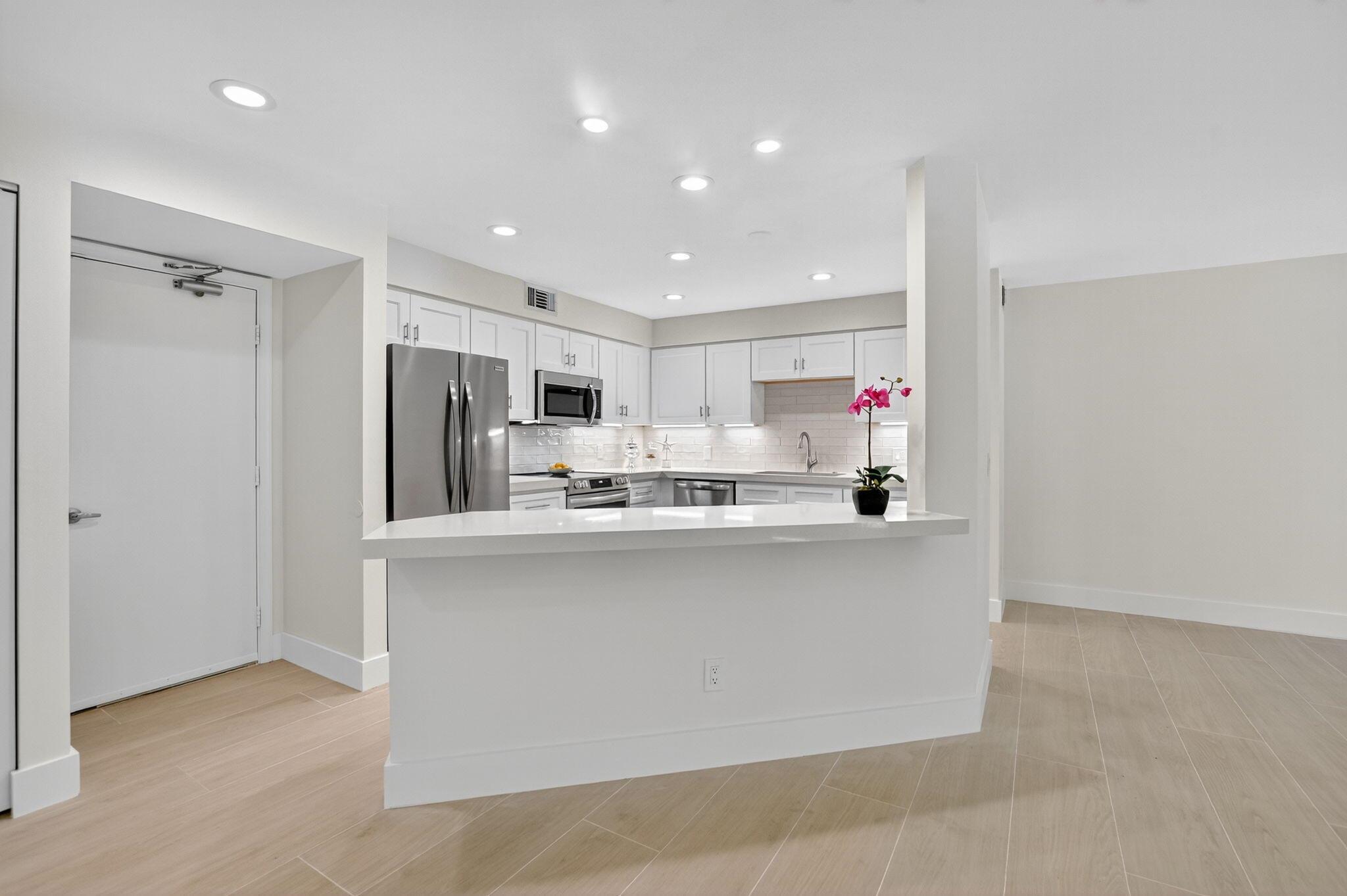 5630 Coach House Circle B