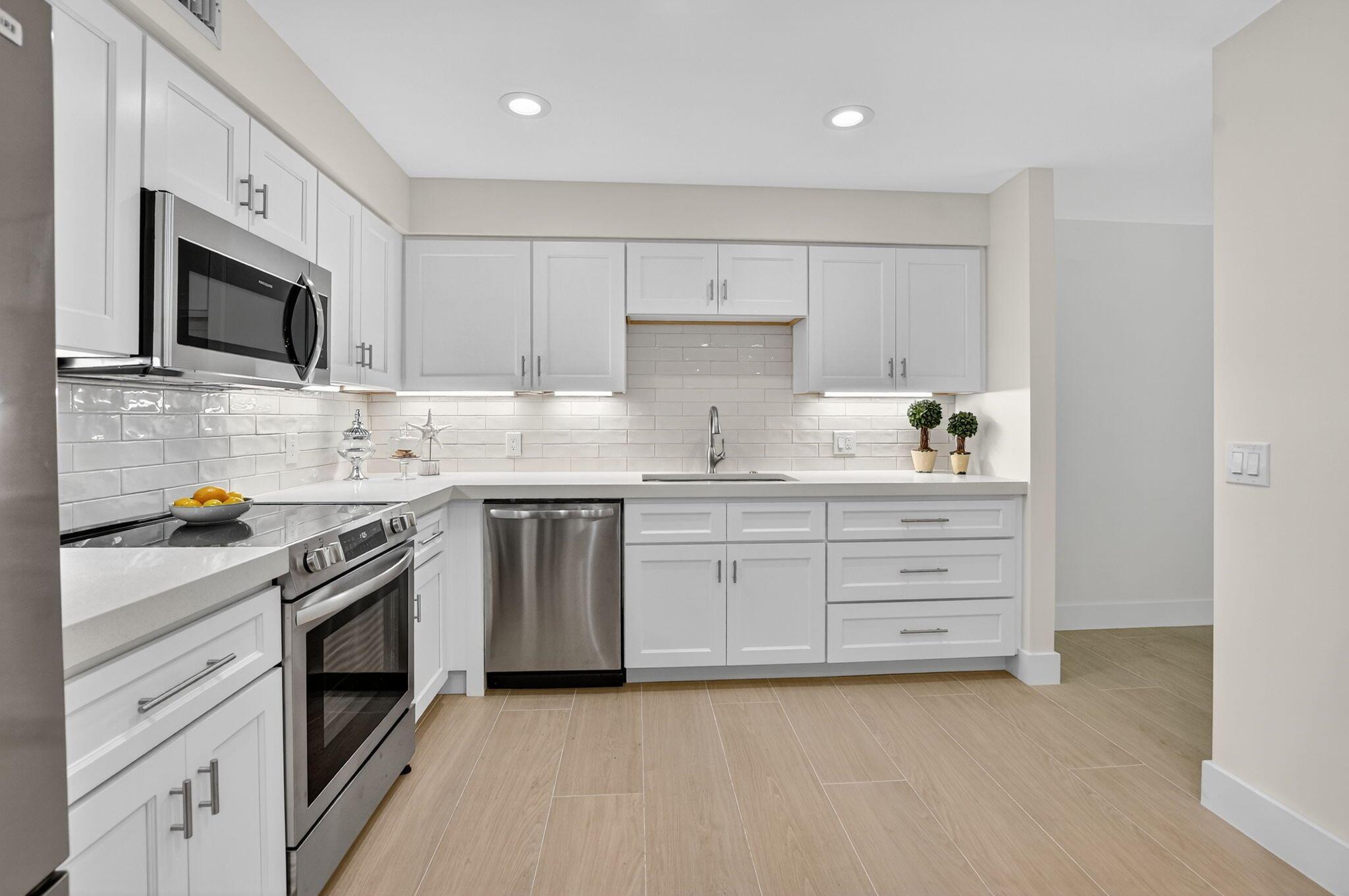 5630 Coach House Circle B