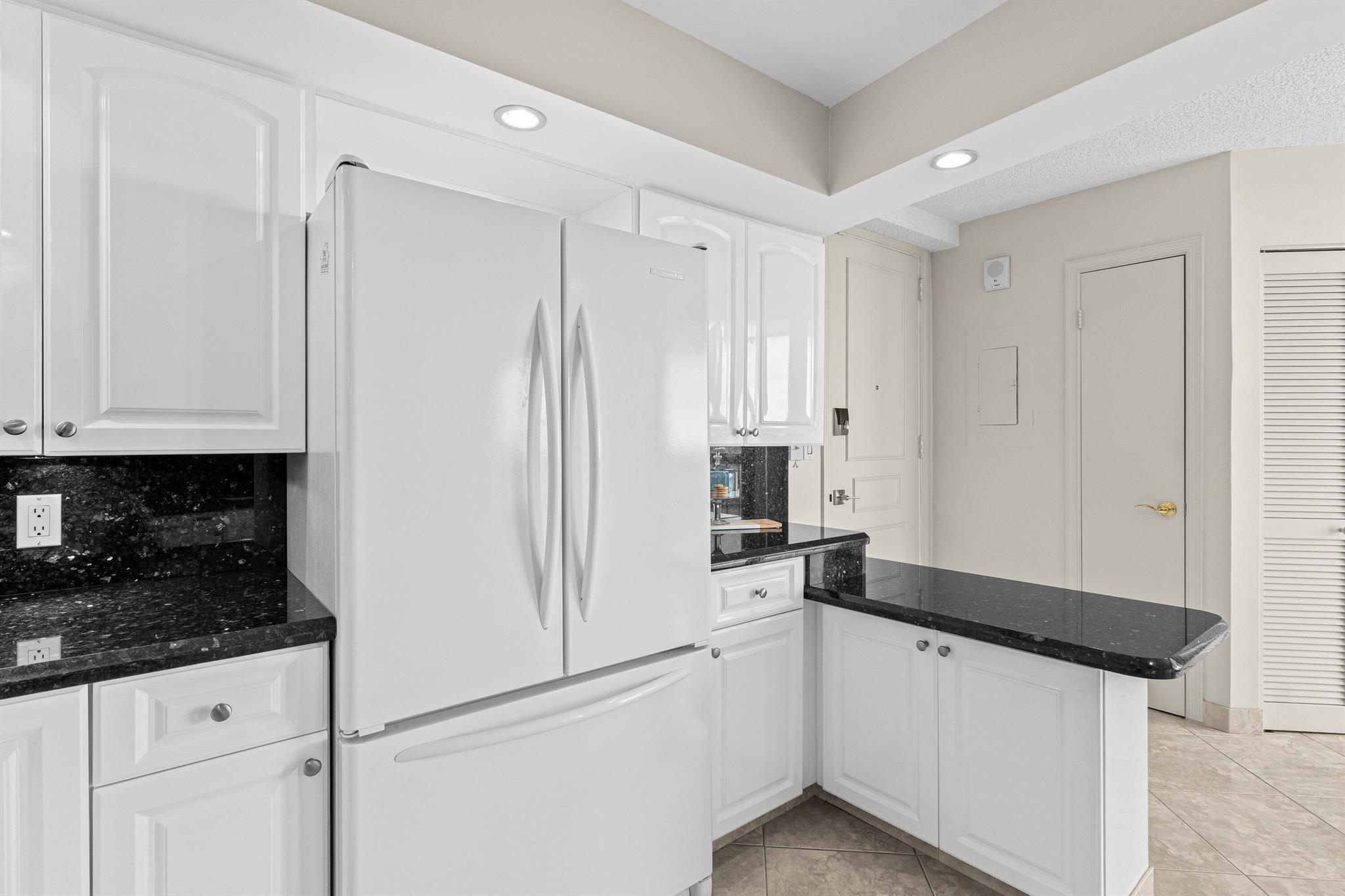 4545 N Ocean Boulevard 15d