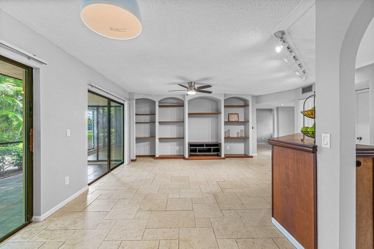 5540 Coach House Circle B