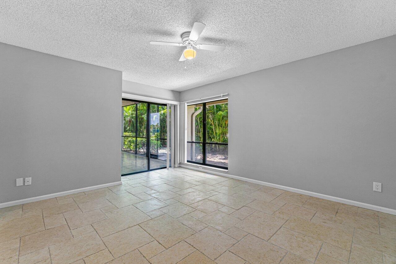 5540 Coach House Circle B