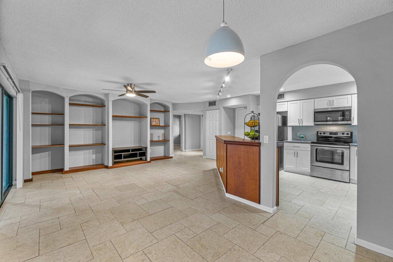 5540 Coach House Circle B