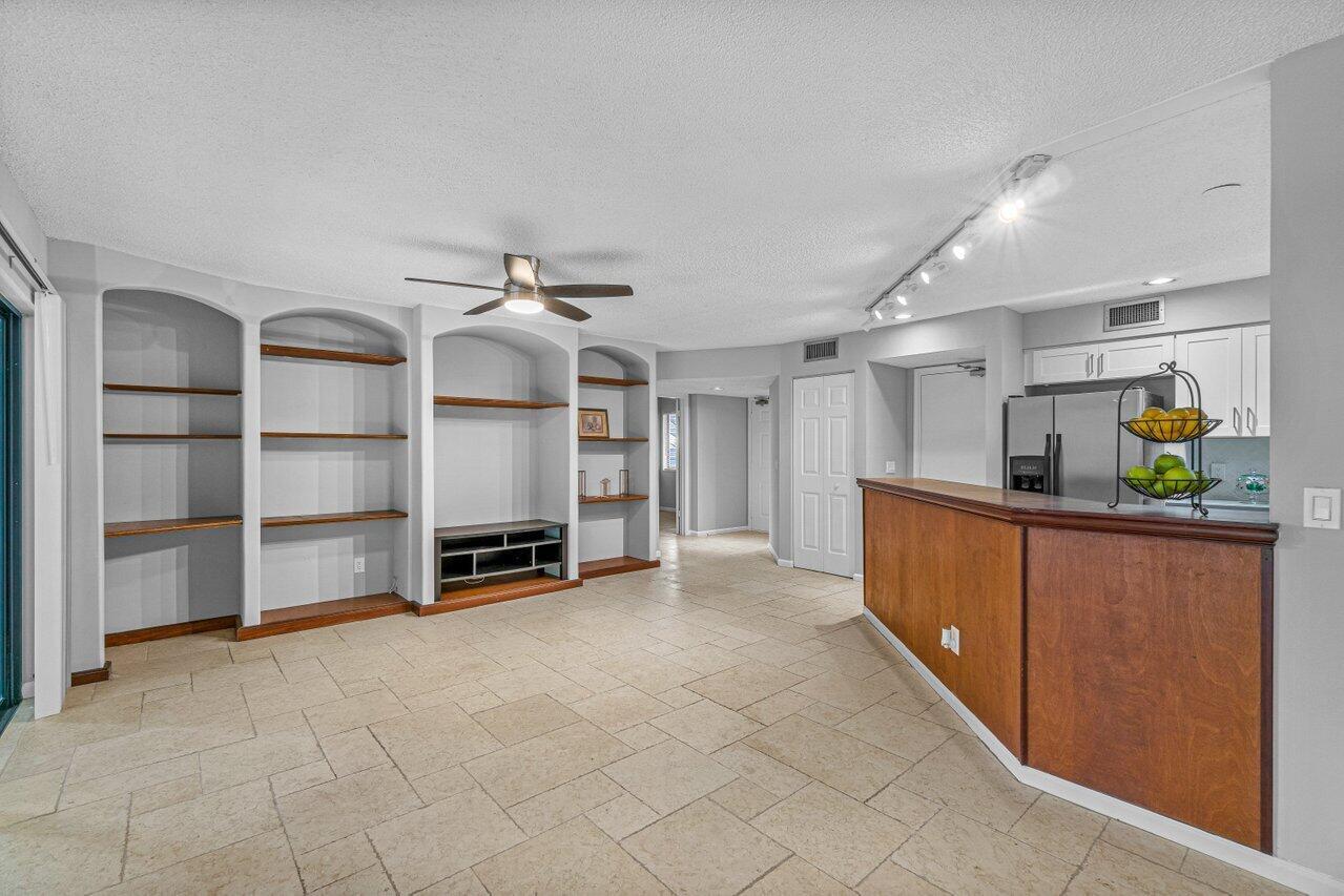 5540 Coach House Circle B