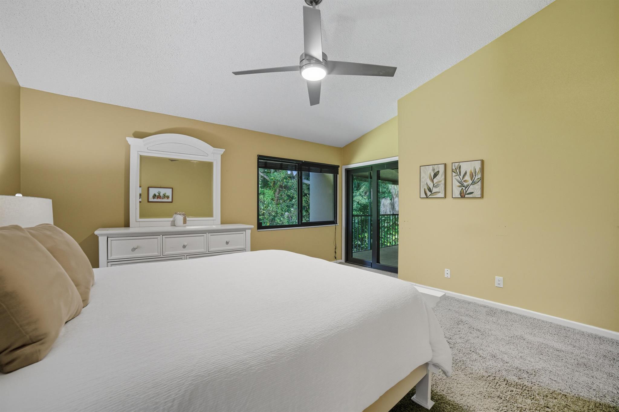 5600 Coach House Circle G