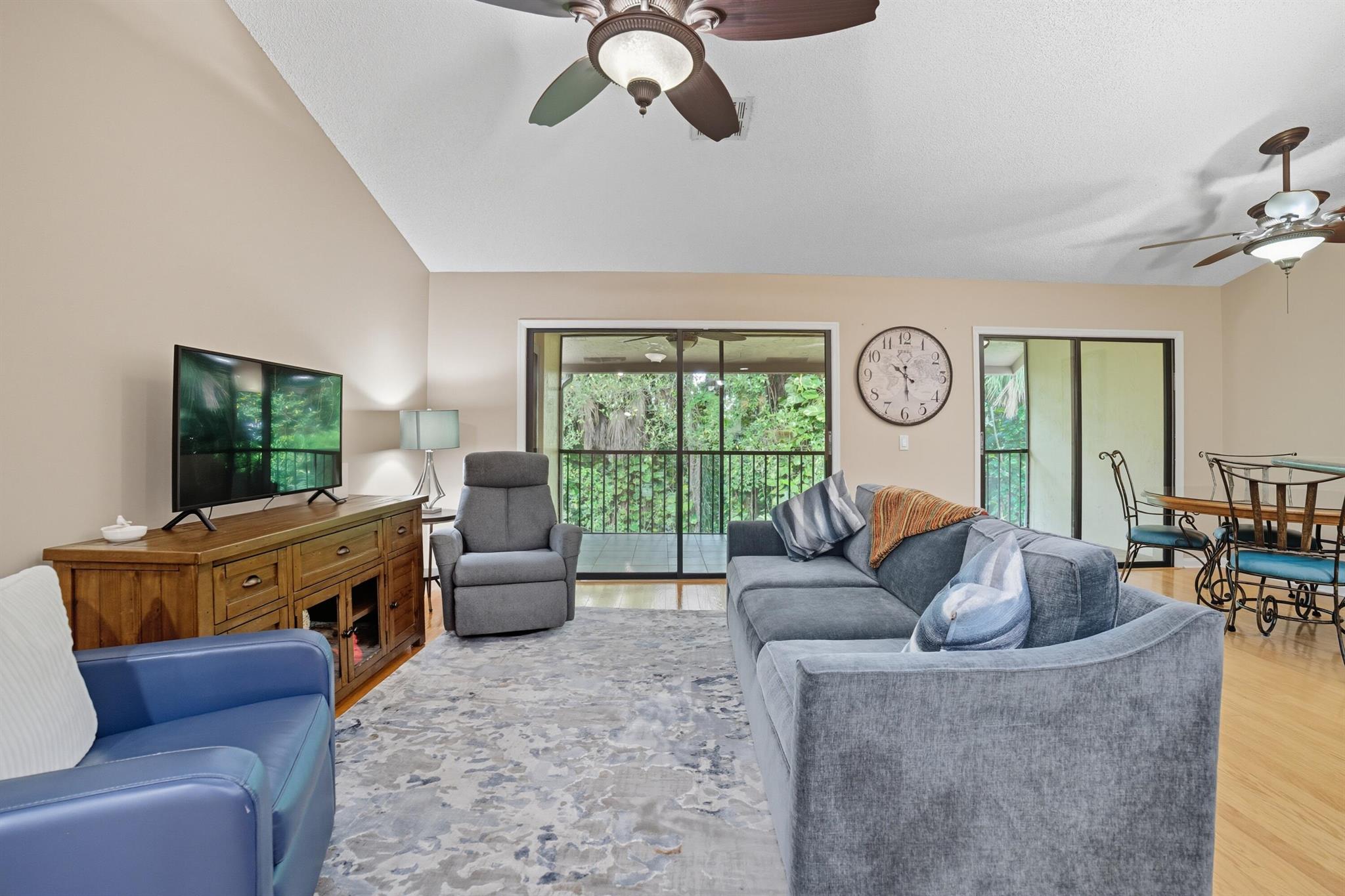 5600 Coach House Circle G