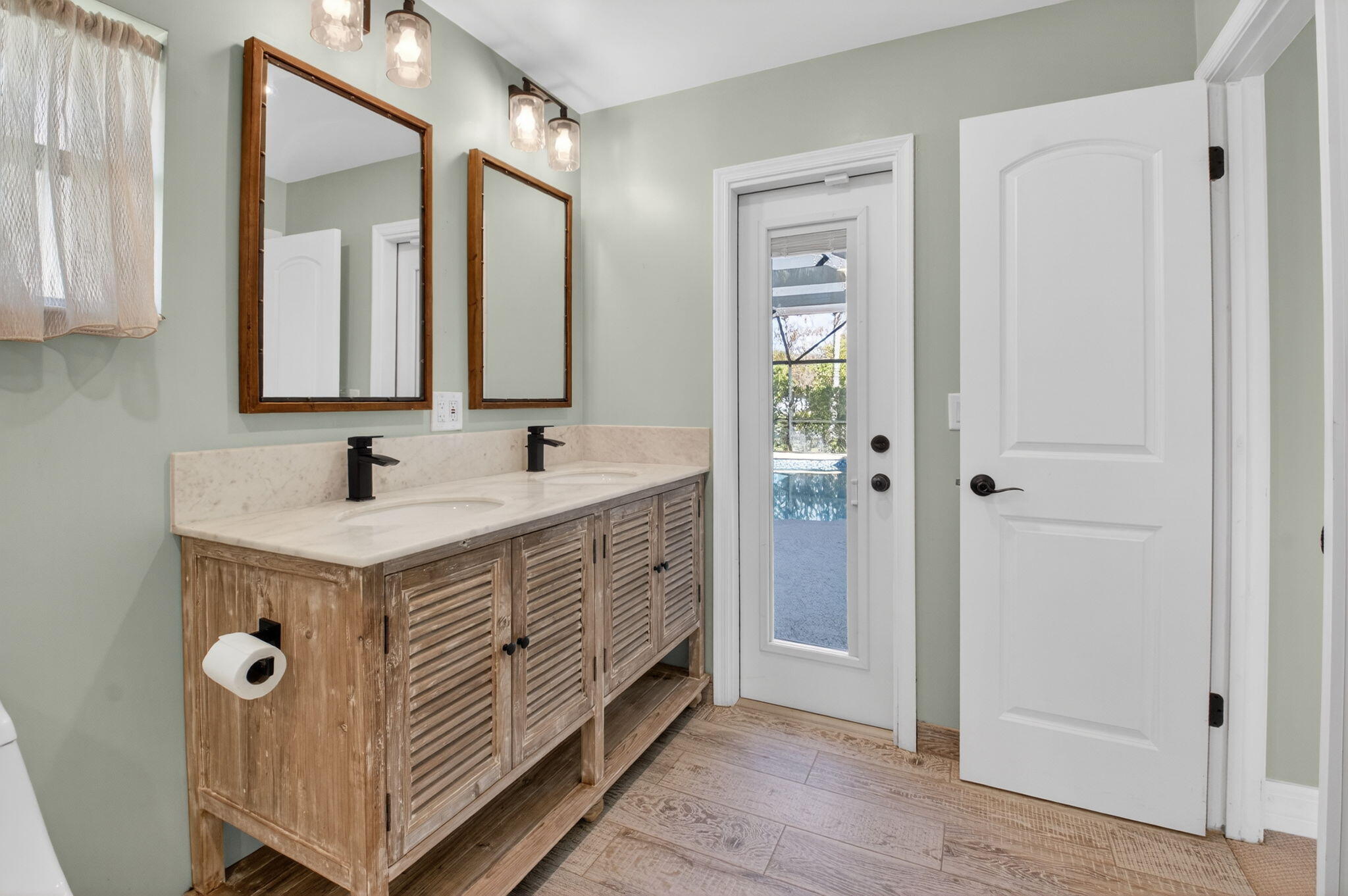 21911 Satinwood Drive