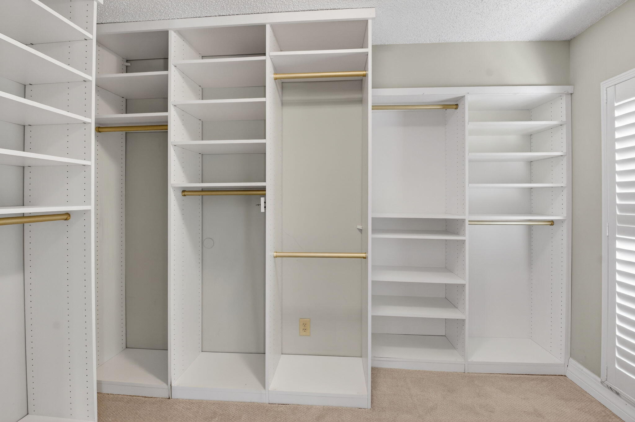 21911 Satinwood Drive