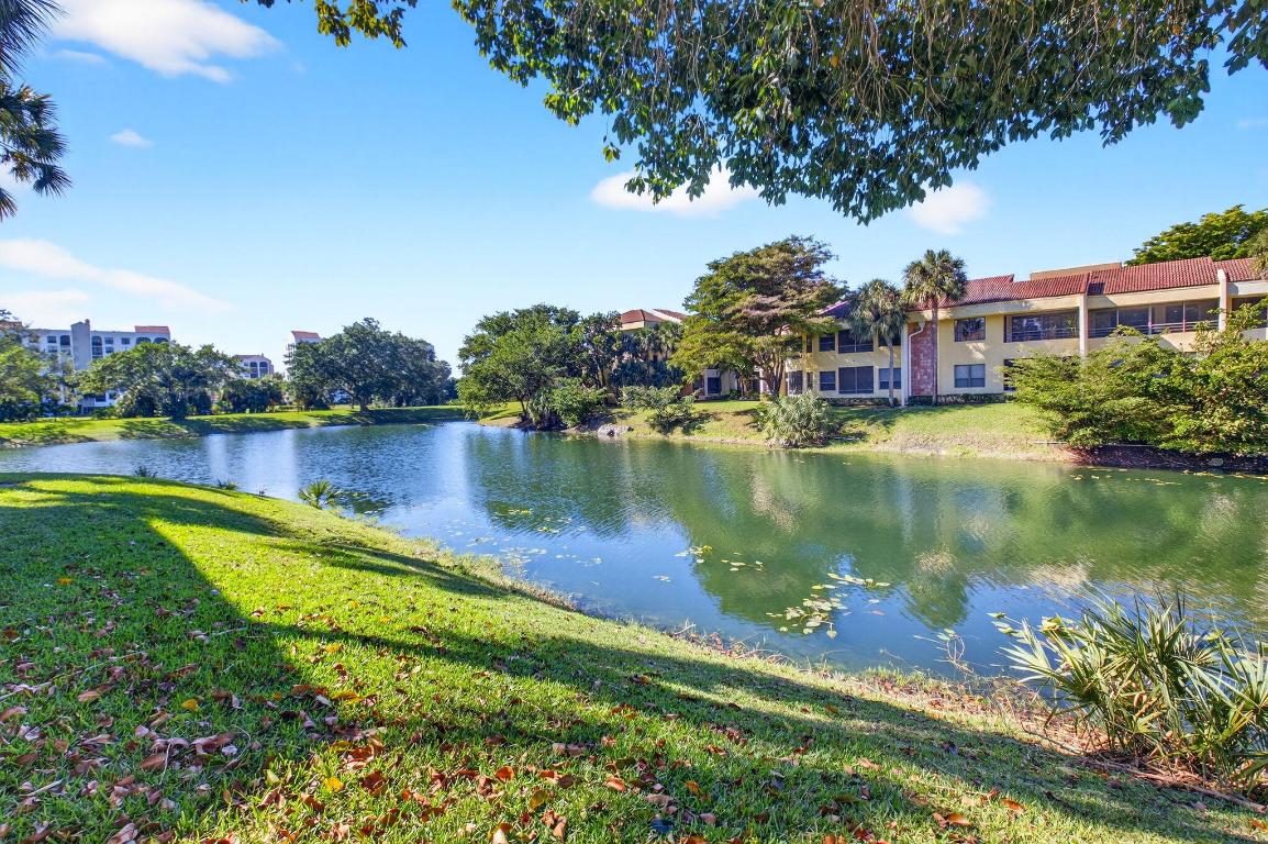 7484 La Paz Boulevard 103