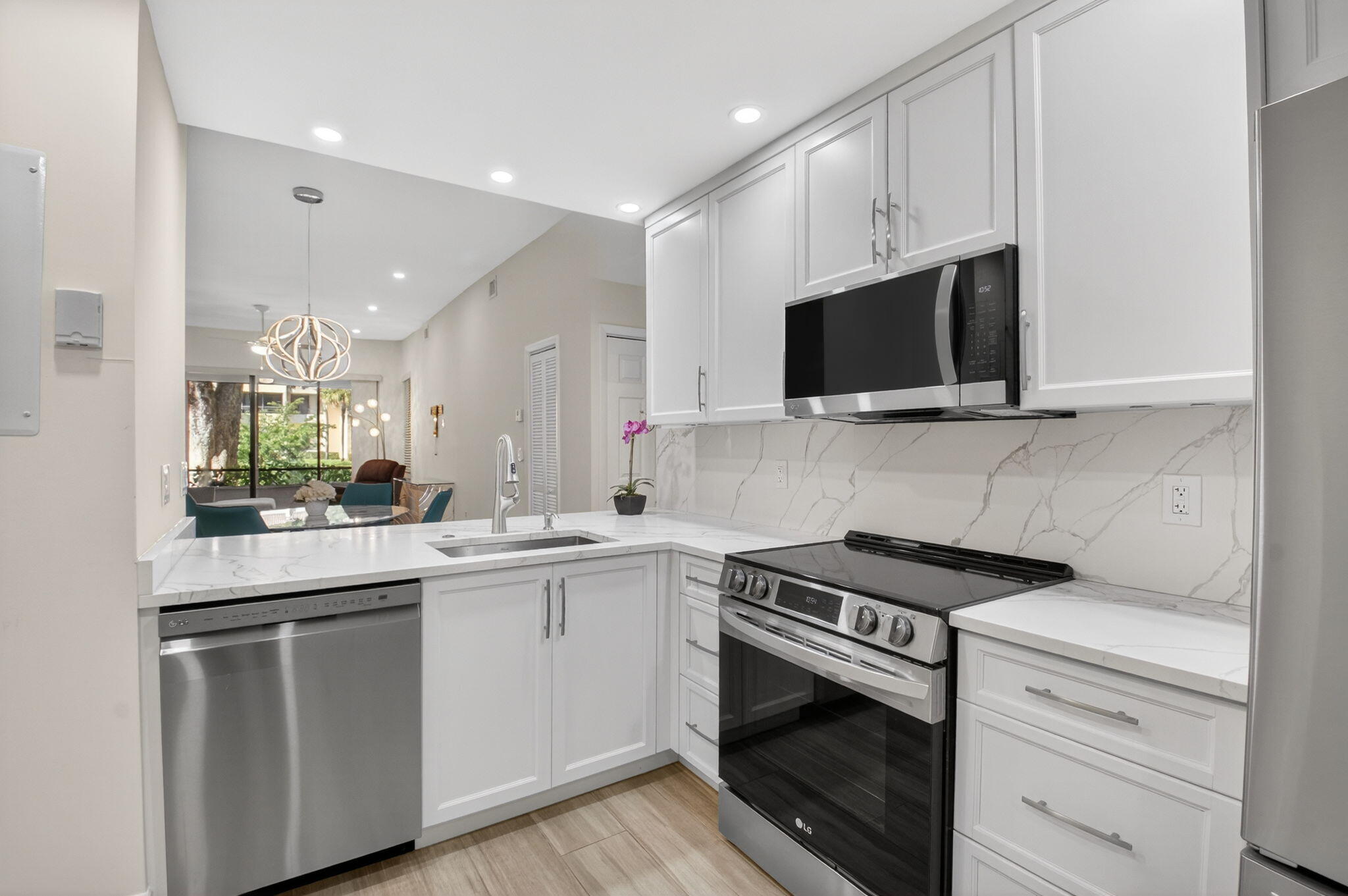 7484 La Paz Boulevard 103