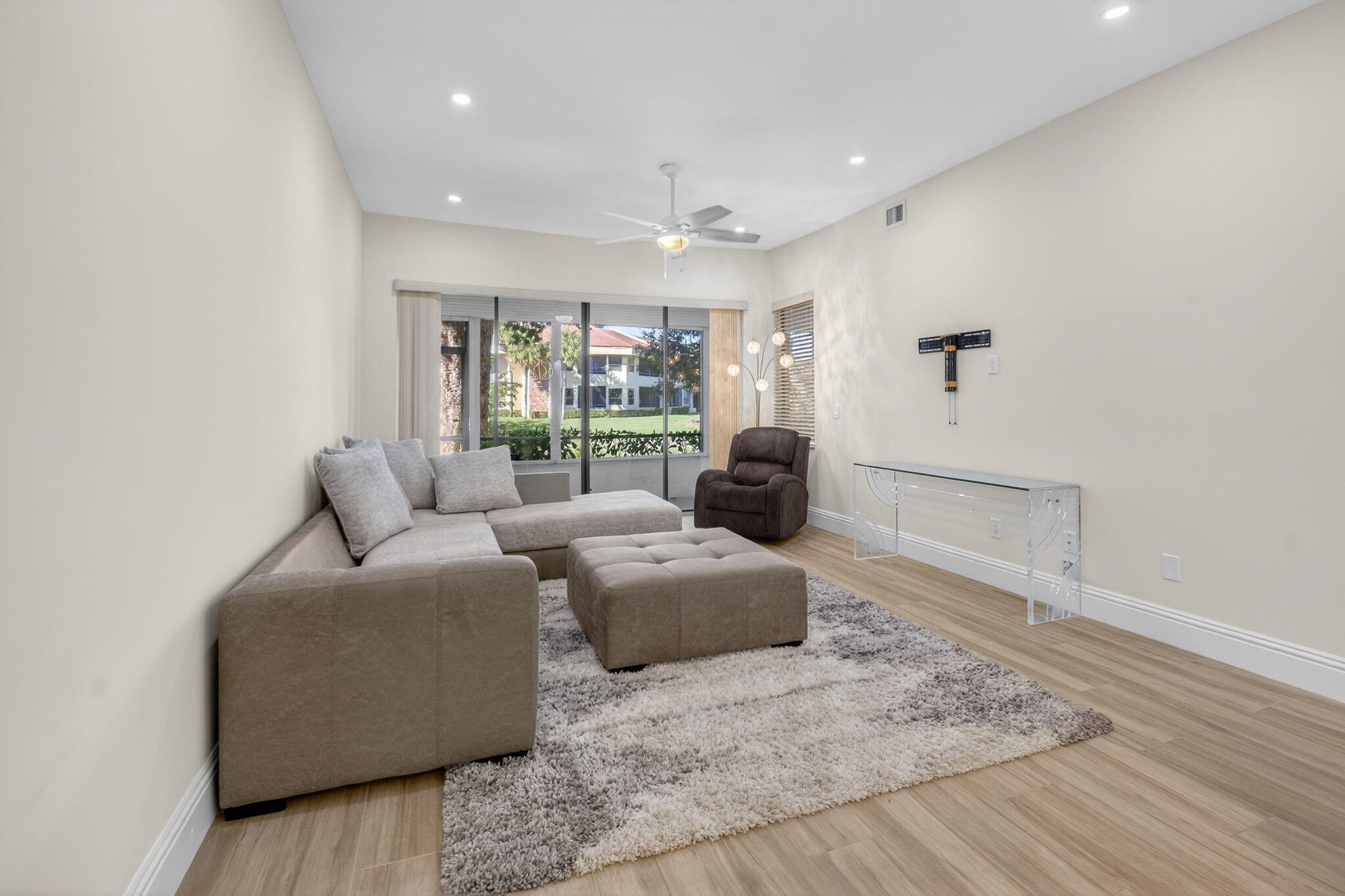 7484 La Paz Boulevard 103