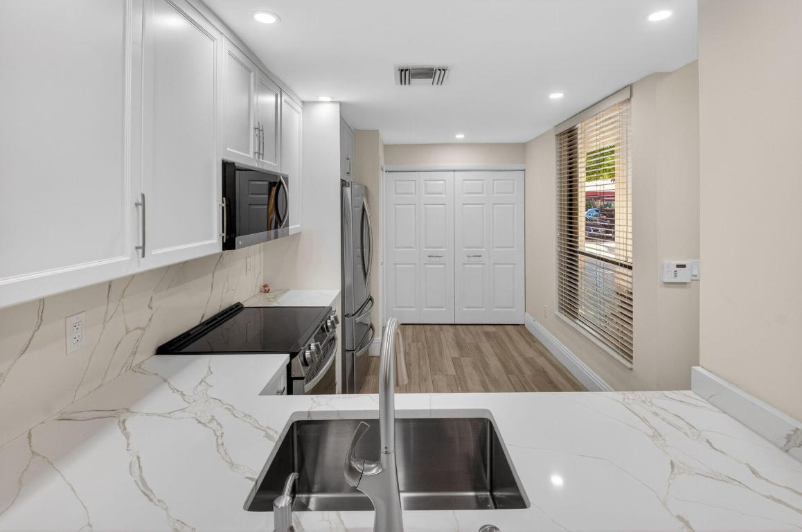 7484 La Paz Boulevard 103