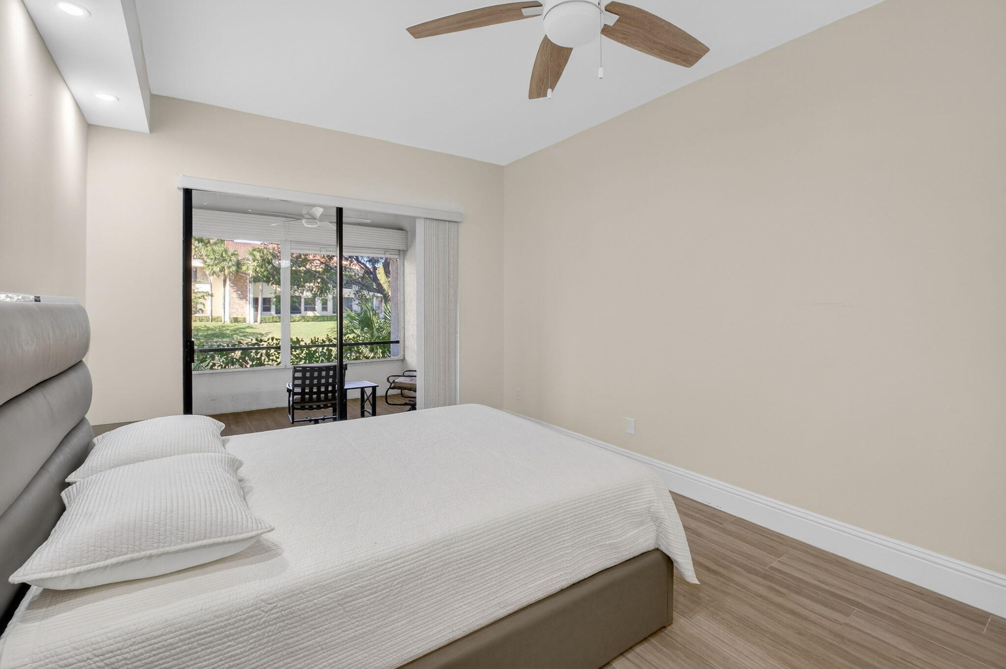 7484 La Paz Boulevard 103