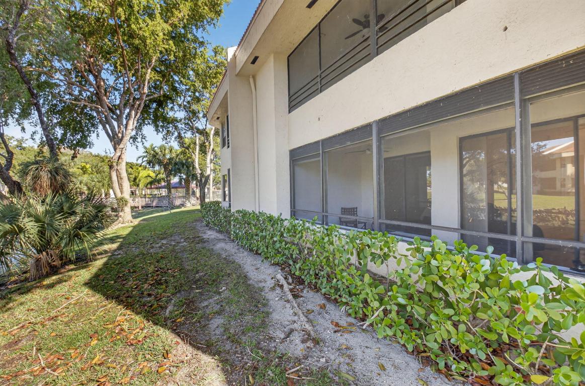 7484 La Paz Boulevard 103