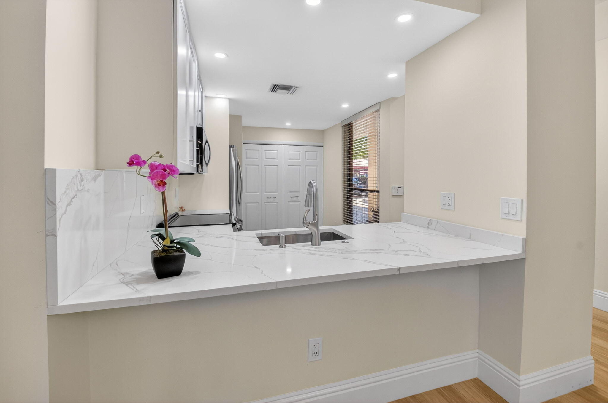 7484 La Paz Boulevard 103