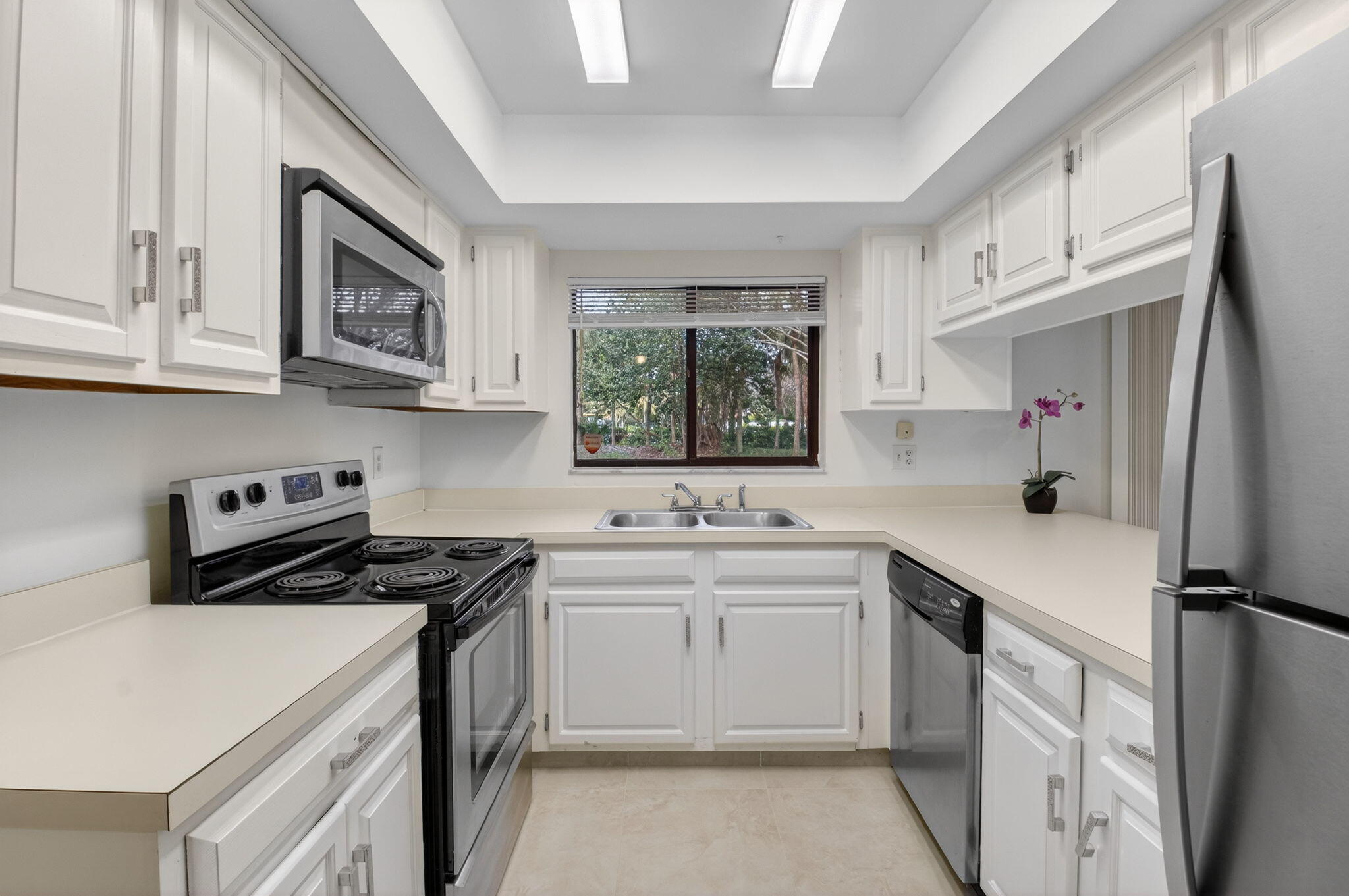 3149 Kingswood Terrace