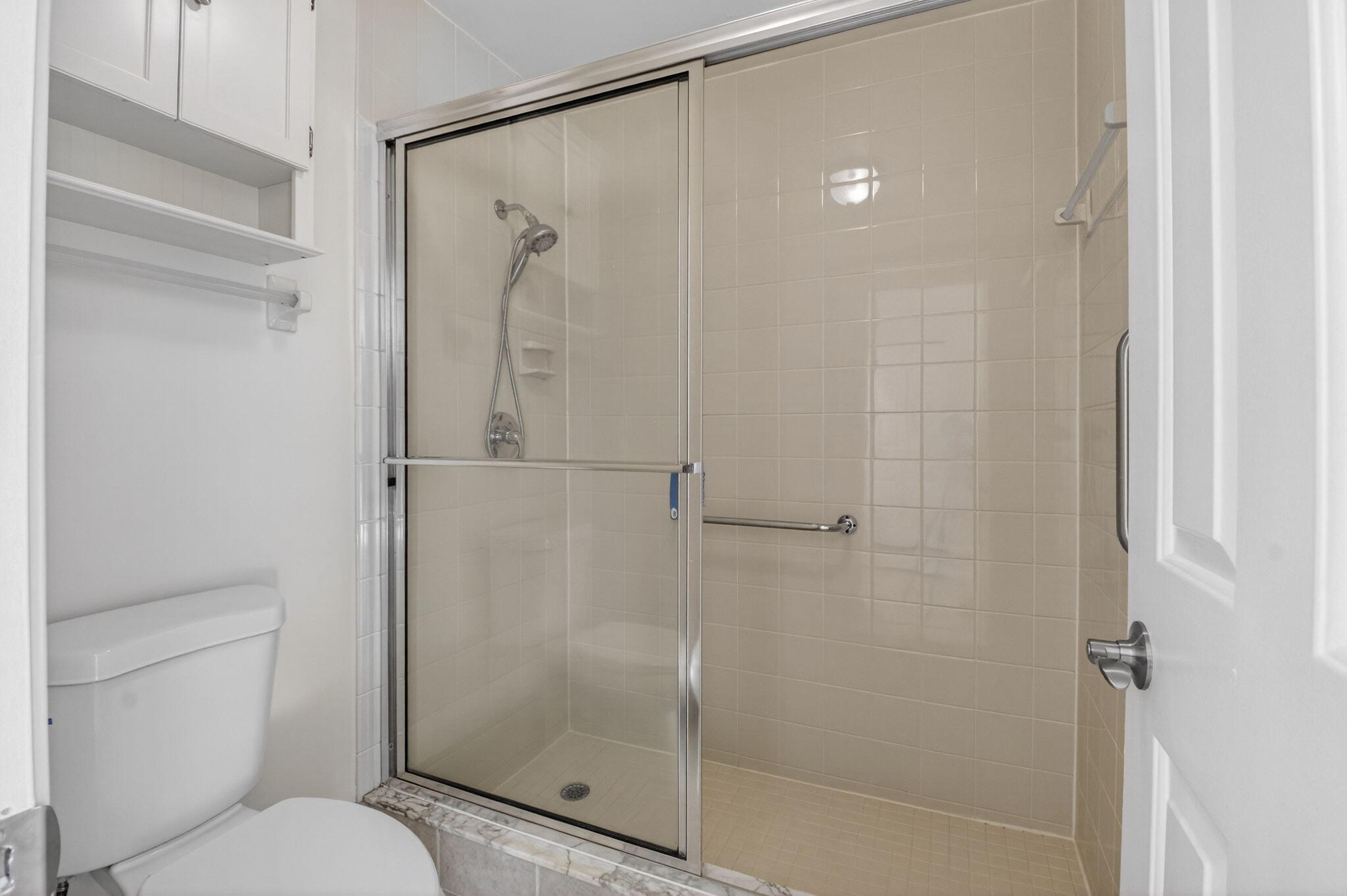 3149 Kingswood Terrace