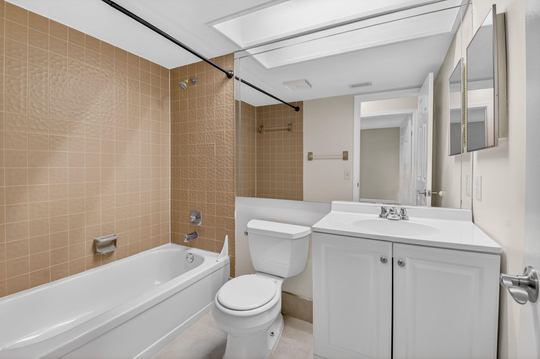 3149 Kingswood Terrace