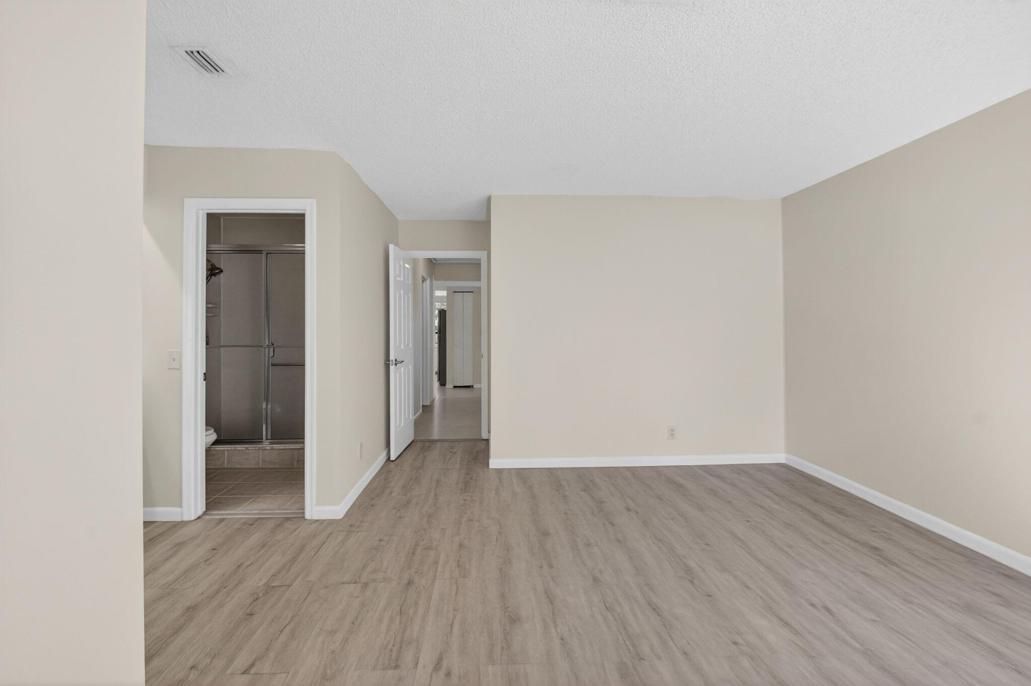 3149 Kingswood Terrace