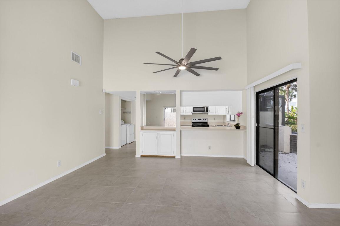 3149 Kingswood Terrace