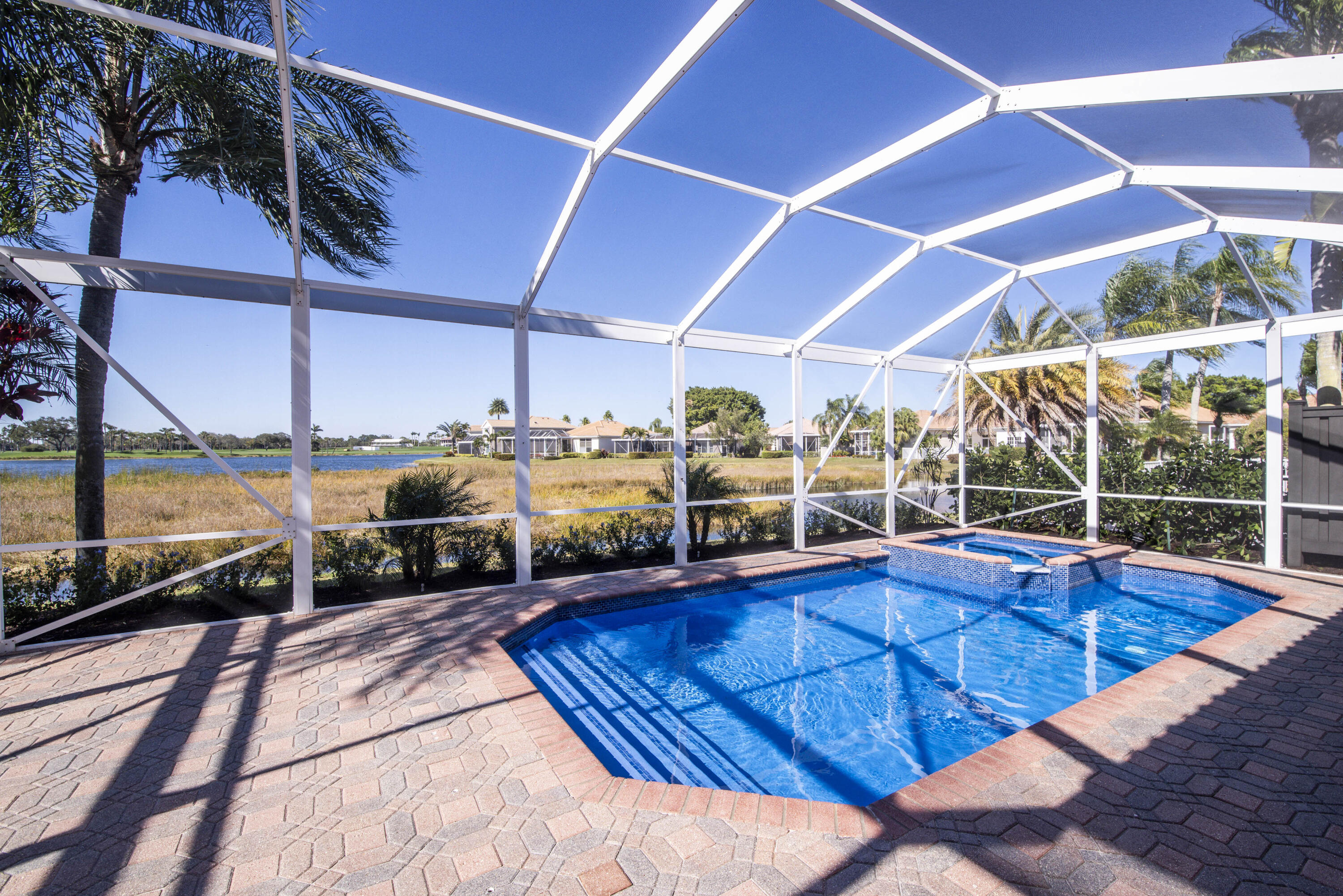 1003 Diamond Head Way