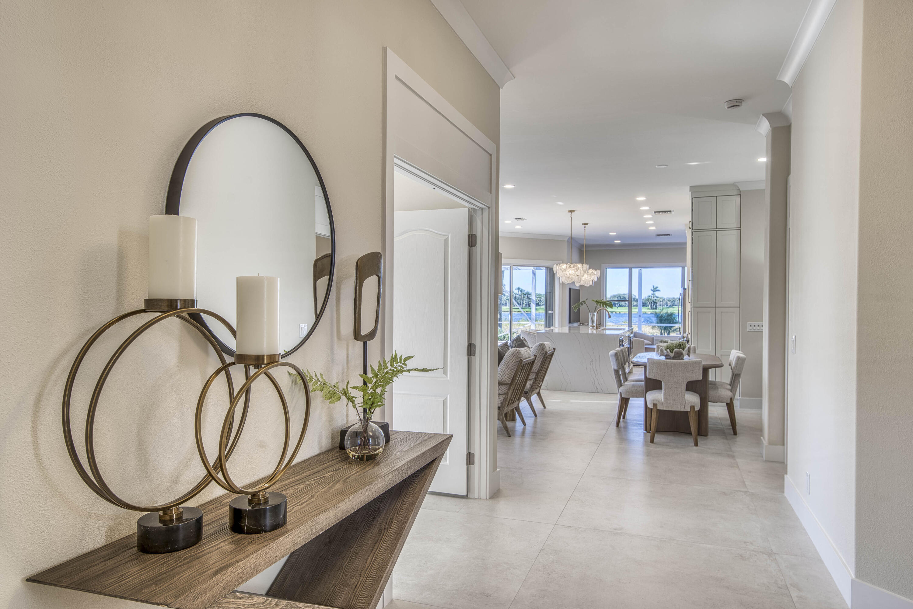 1003 Diamond Head Way