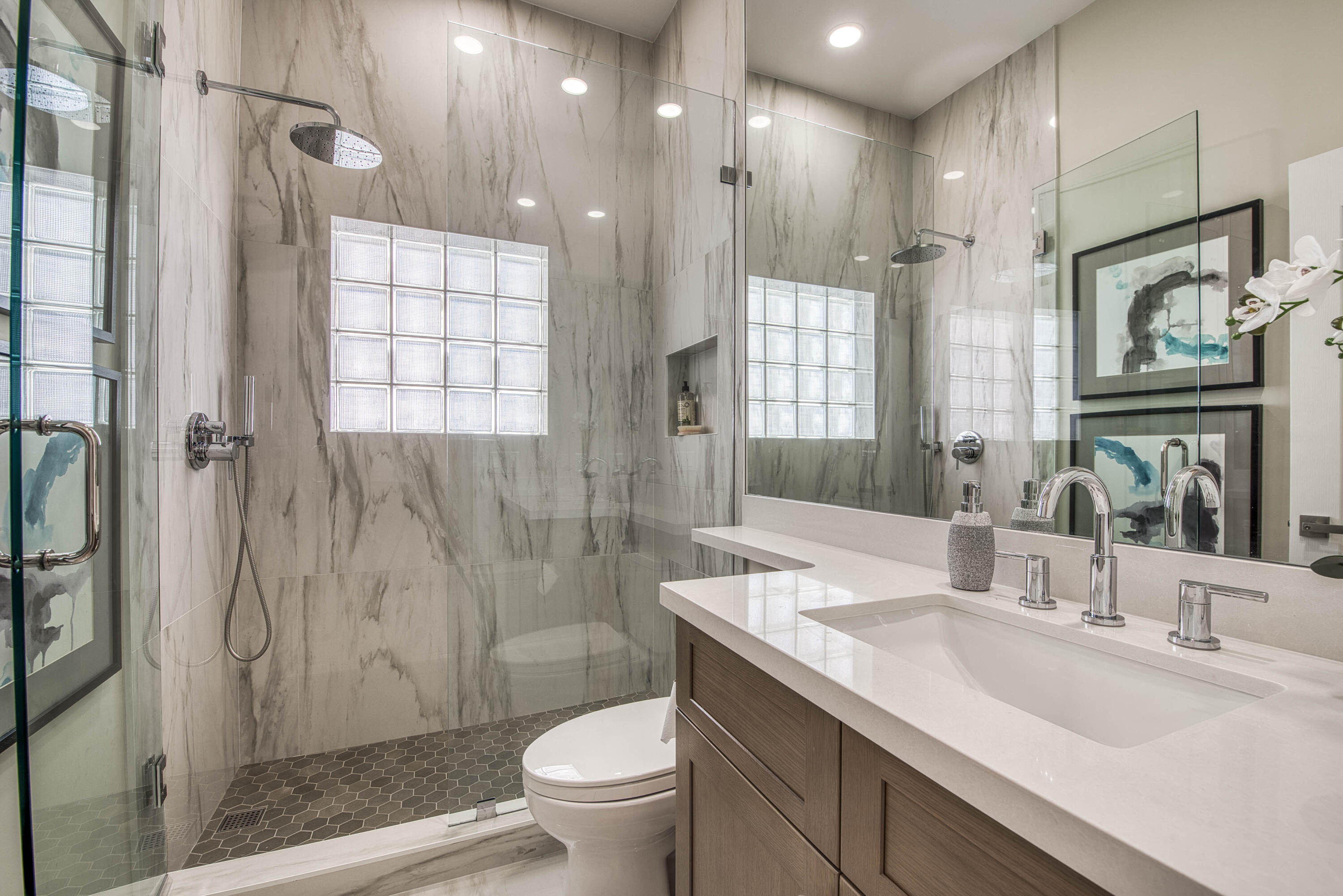 1003 Diamond Head Way