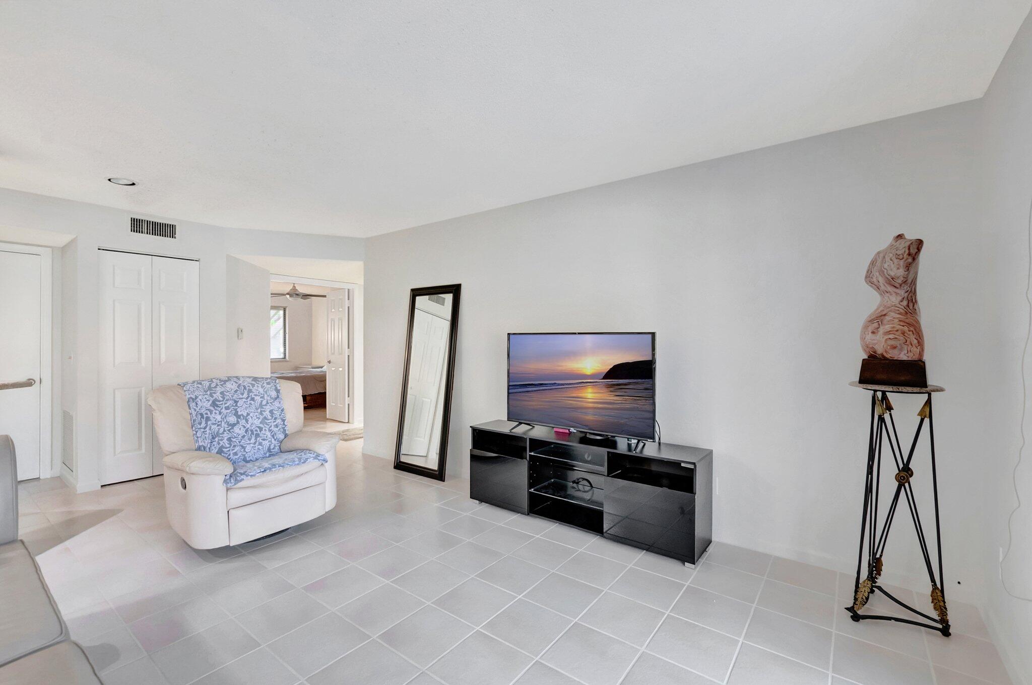 5731 Coach House Circle A