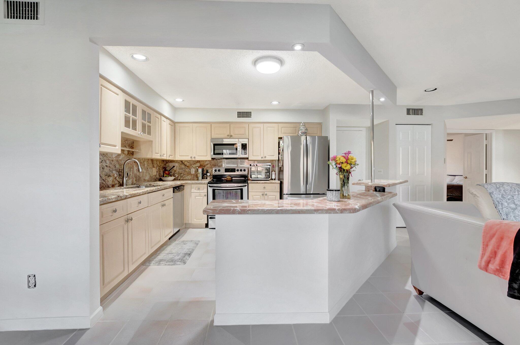 5731 Coach House Circle A