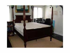 21726 Cromwell Circle