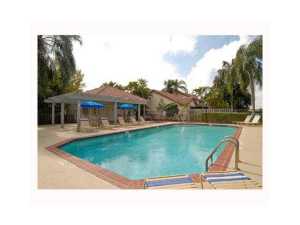 21726 Cromwell Circle