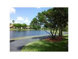 21726 Cromwell Circle