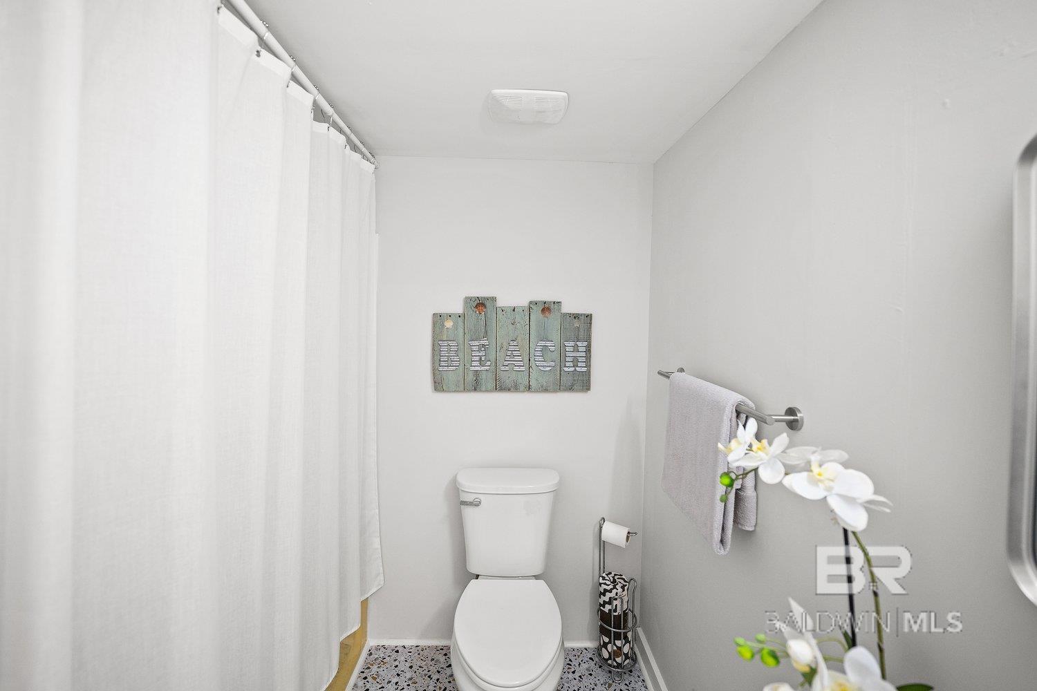 3425 Ponce De Leon Court