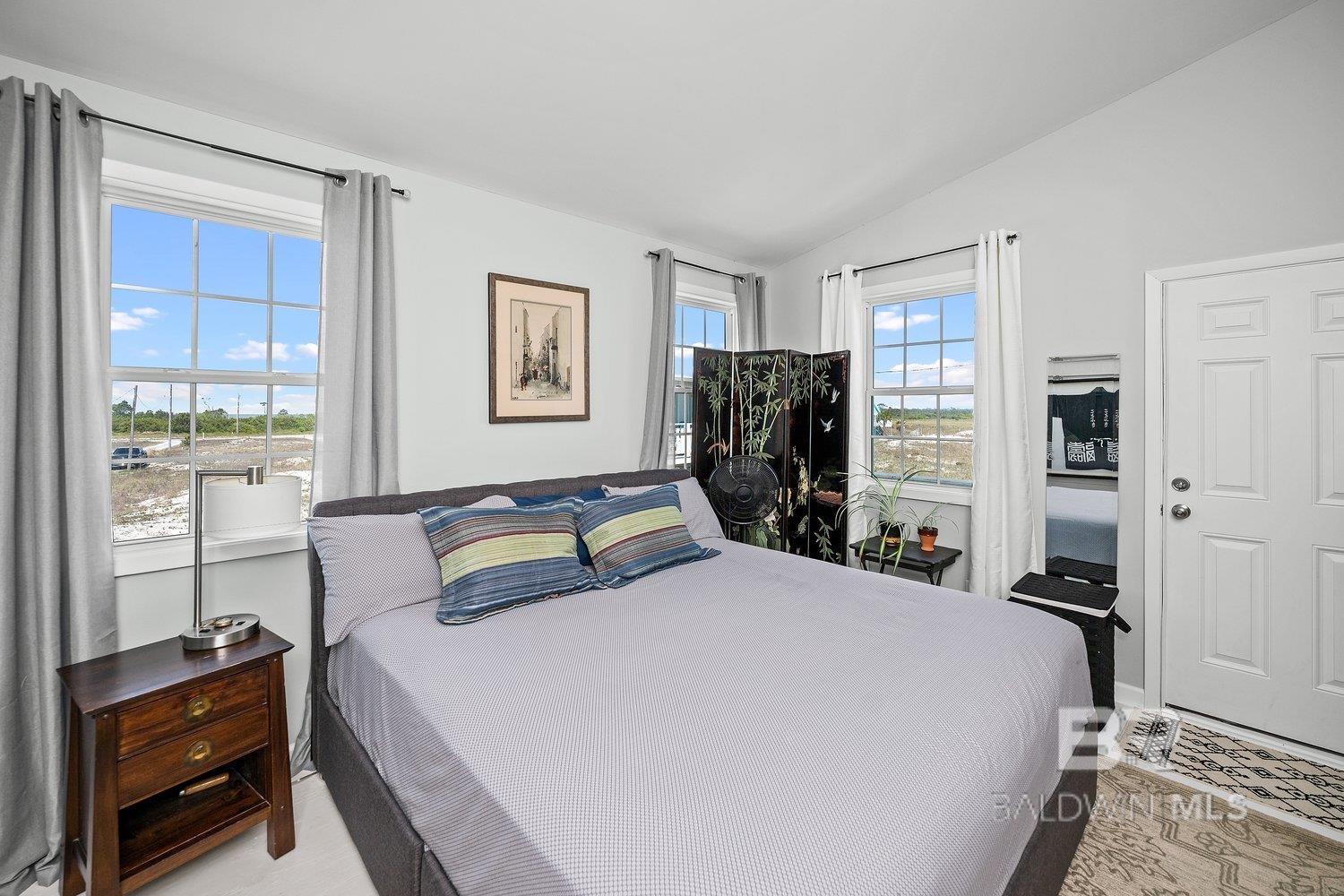 3425 Ponce De Leon Court