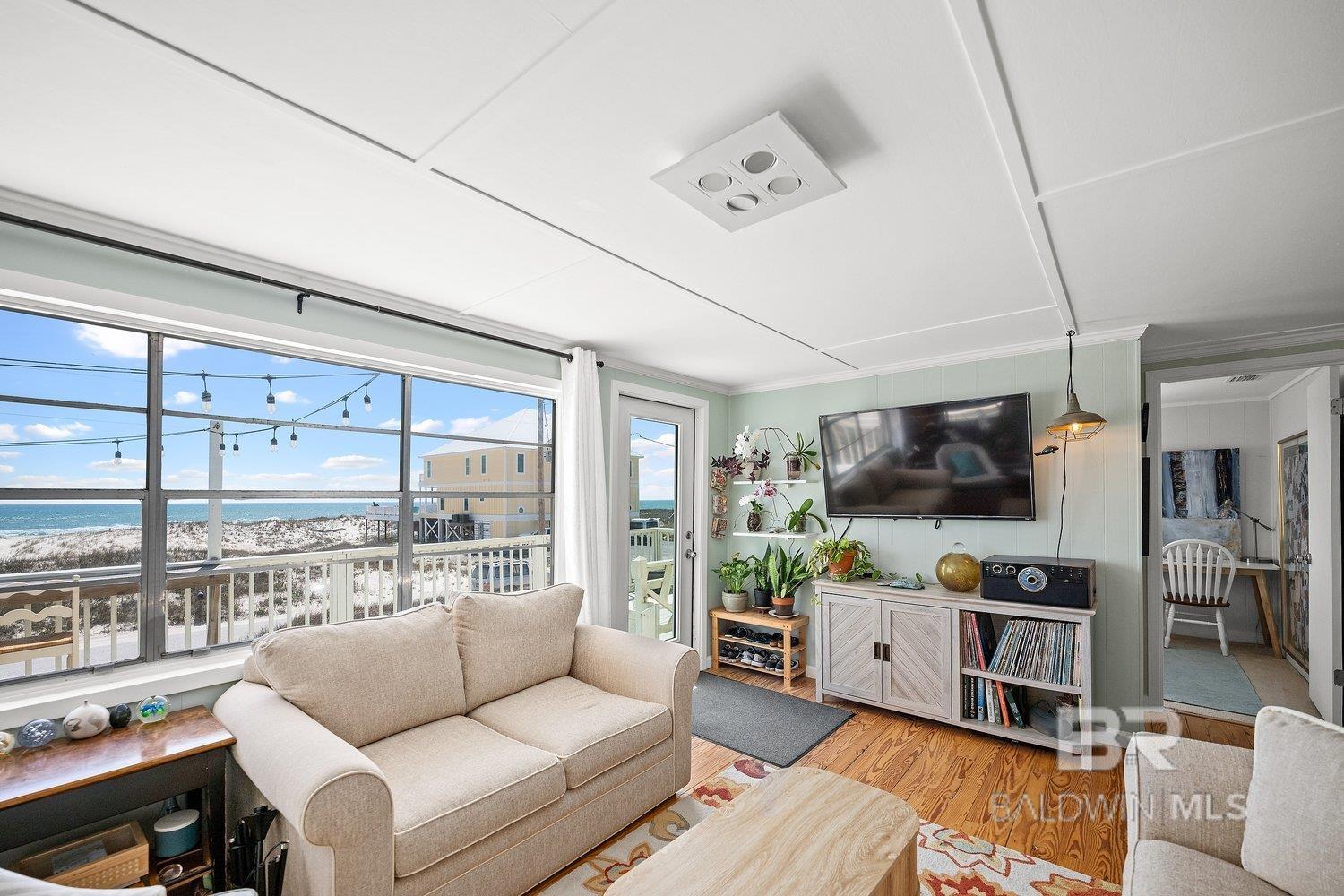 3425 Ponce De Leon Court