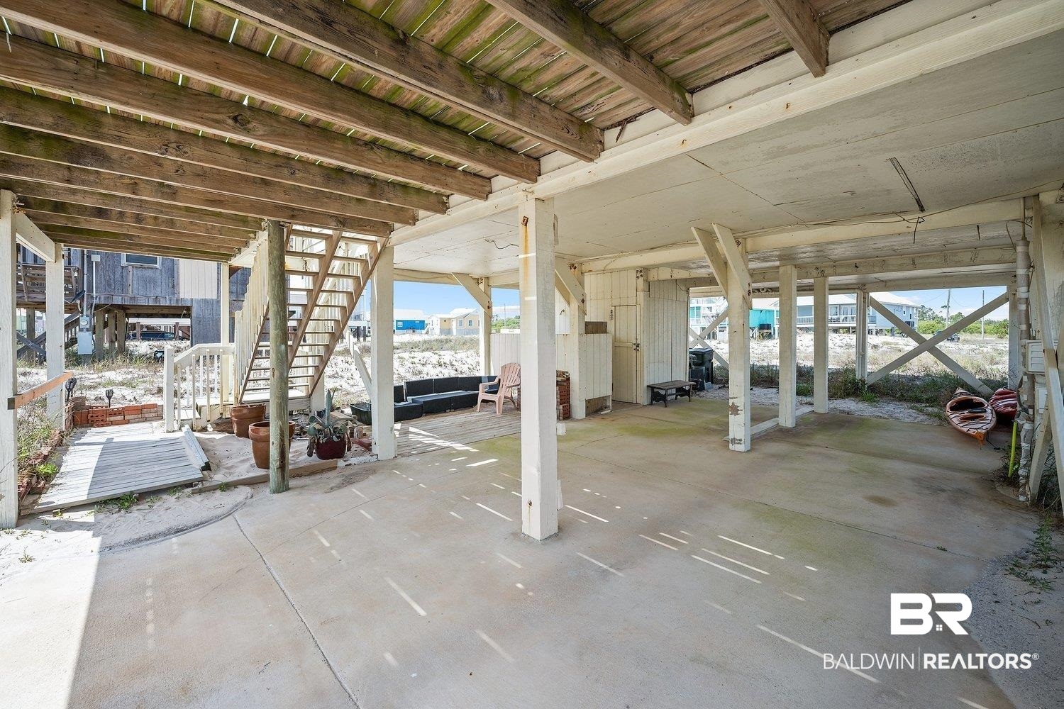 3425 Ponce De Leon Court