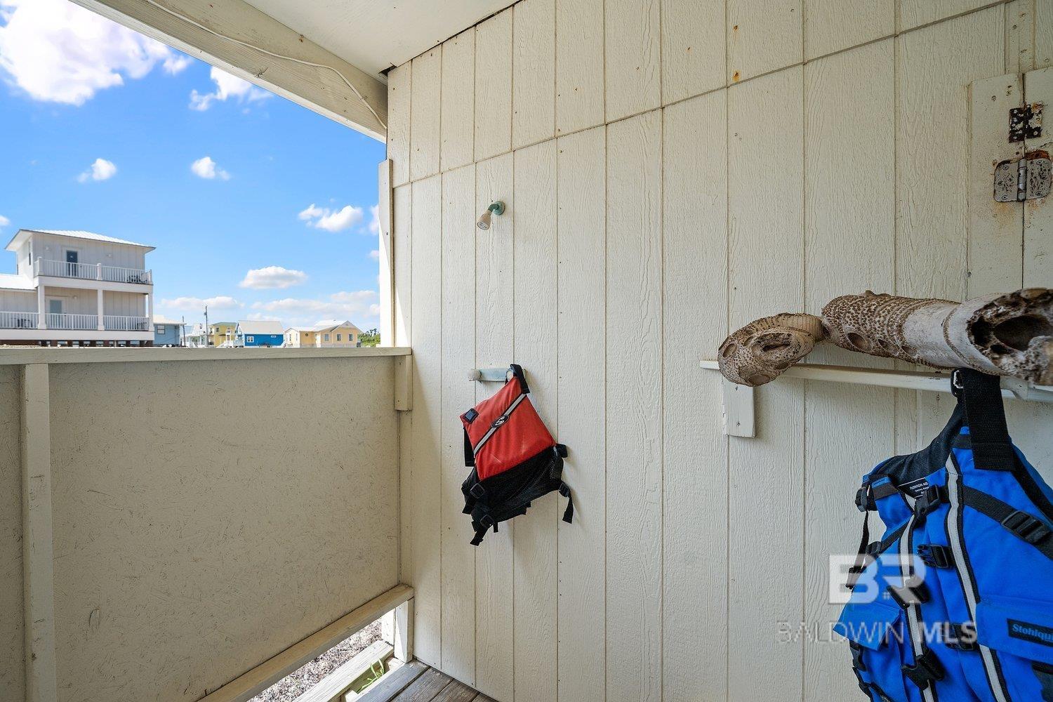 3425 Ponce De Leon Court