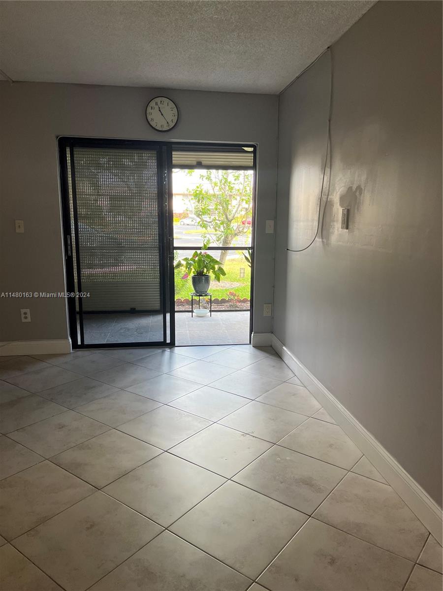 9668 S Belfort Cir # 101