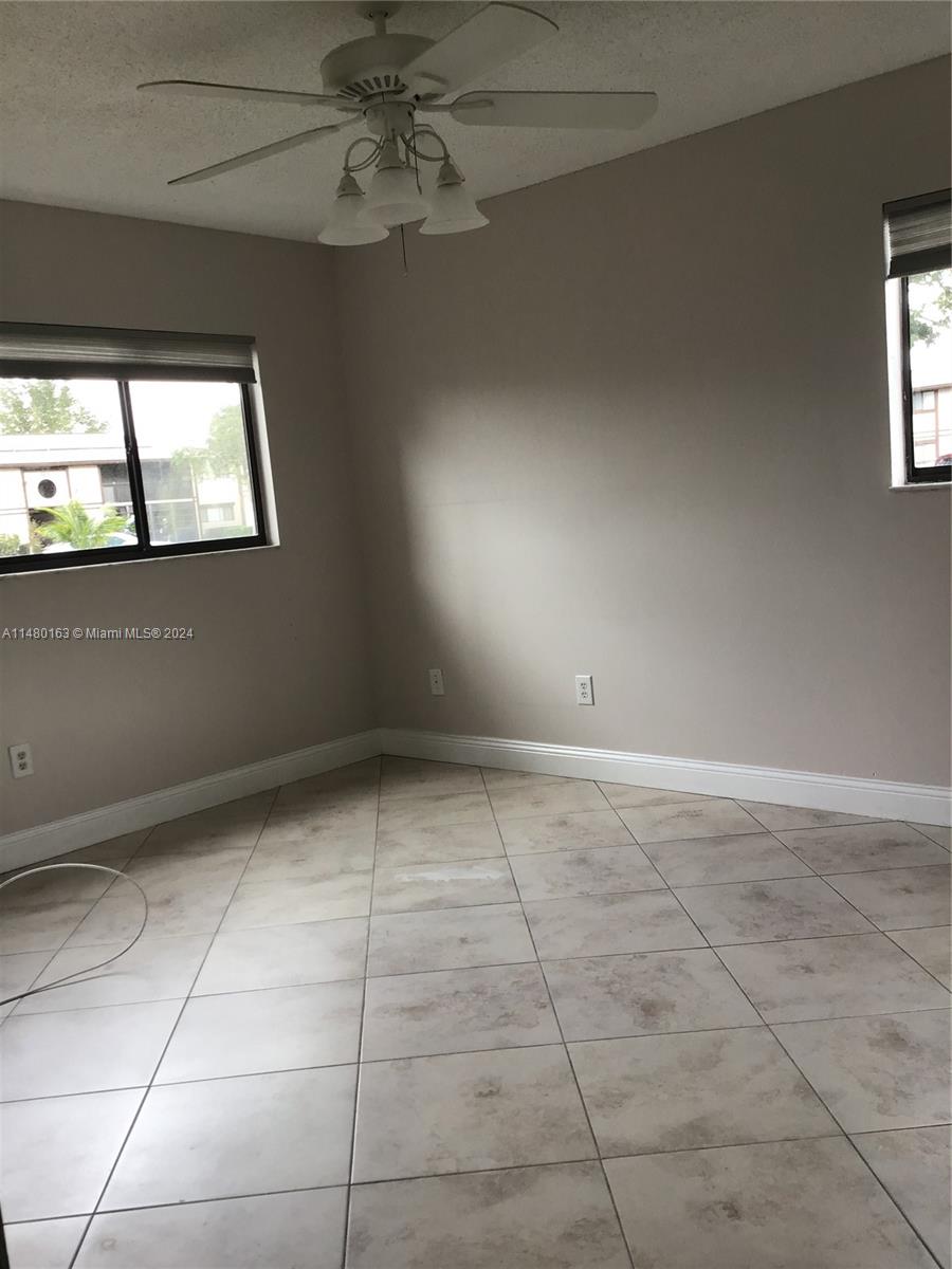 9668 S Belfort Cir # 101