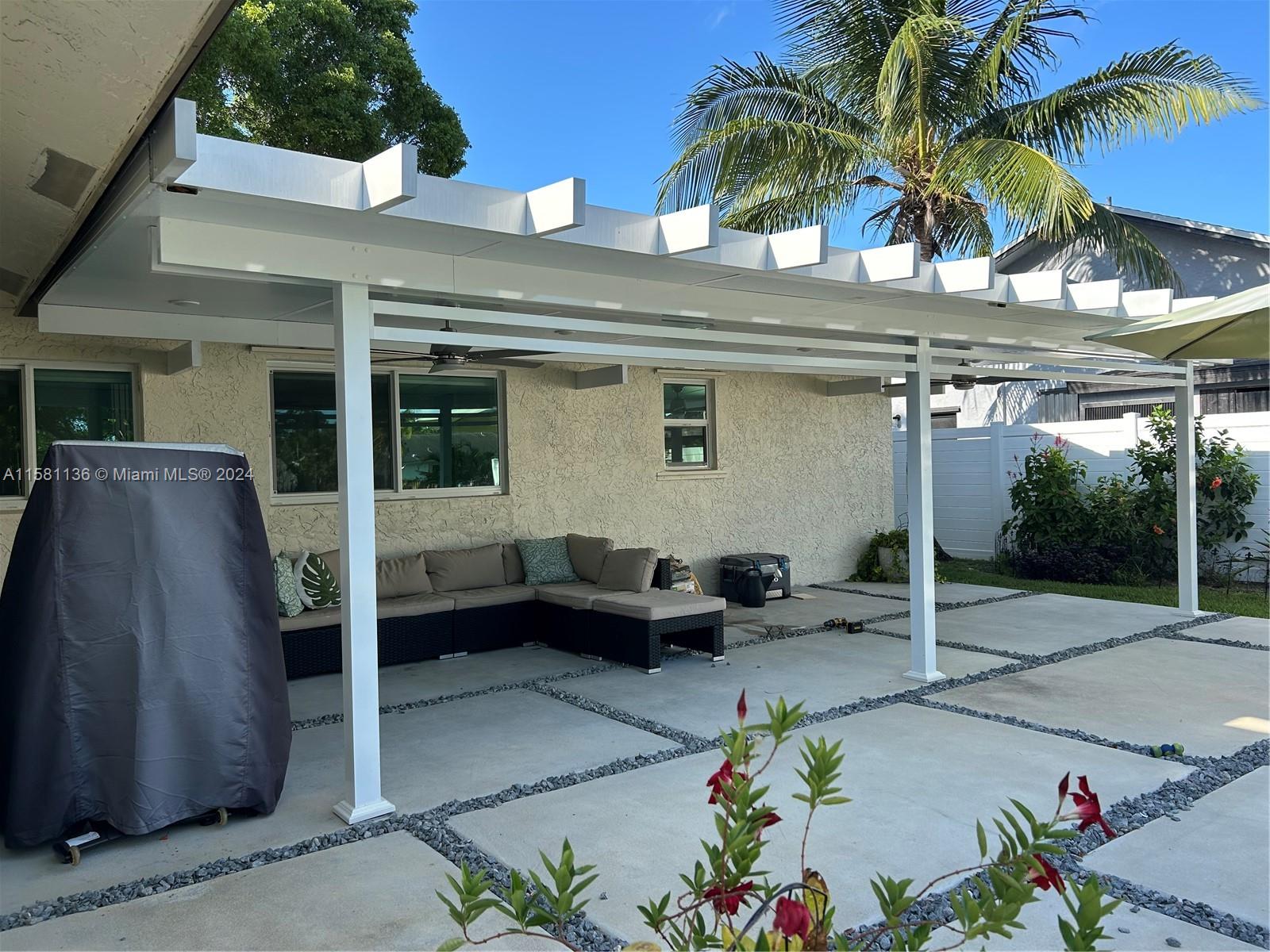8340 SW 27th Pl