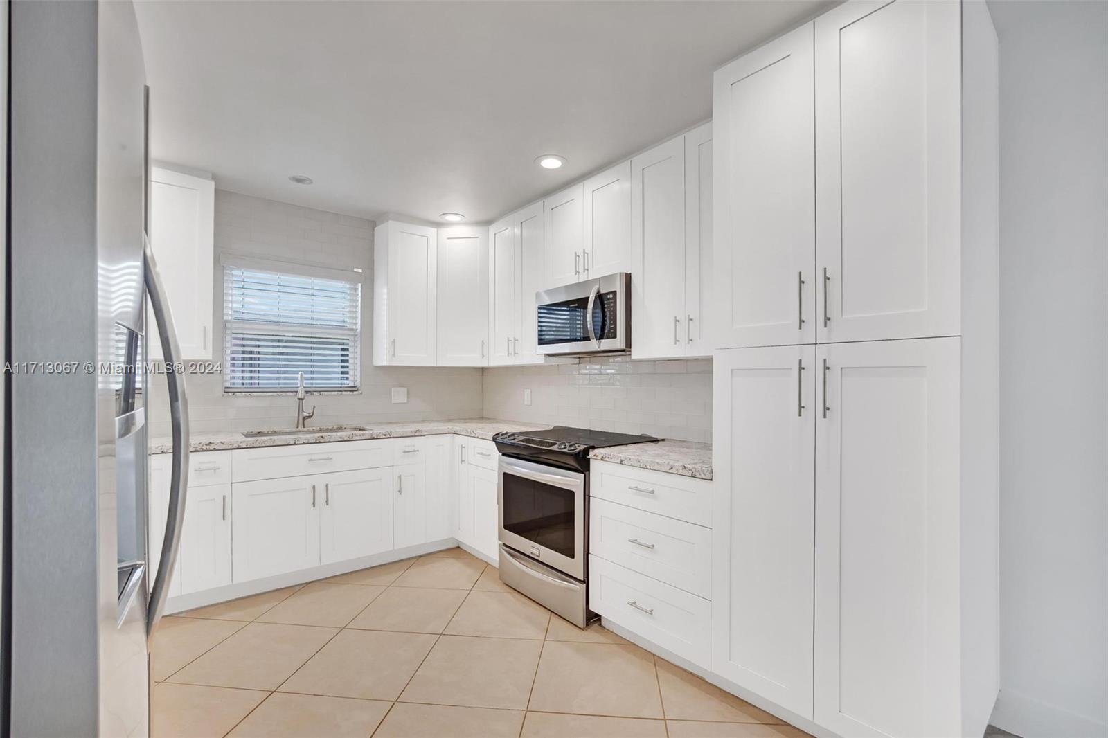 260 SE 5th Ave