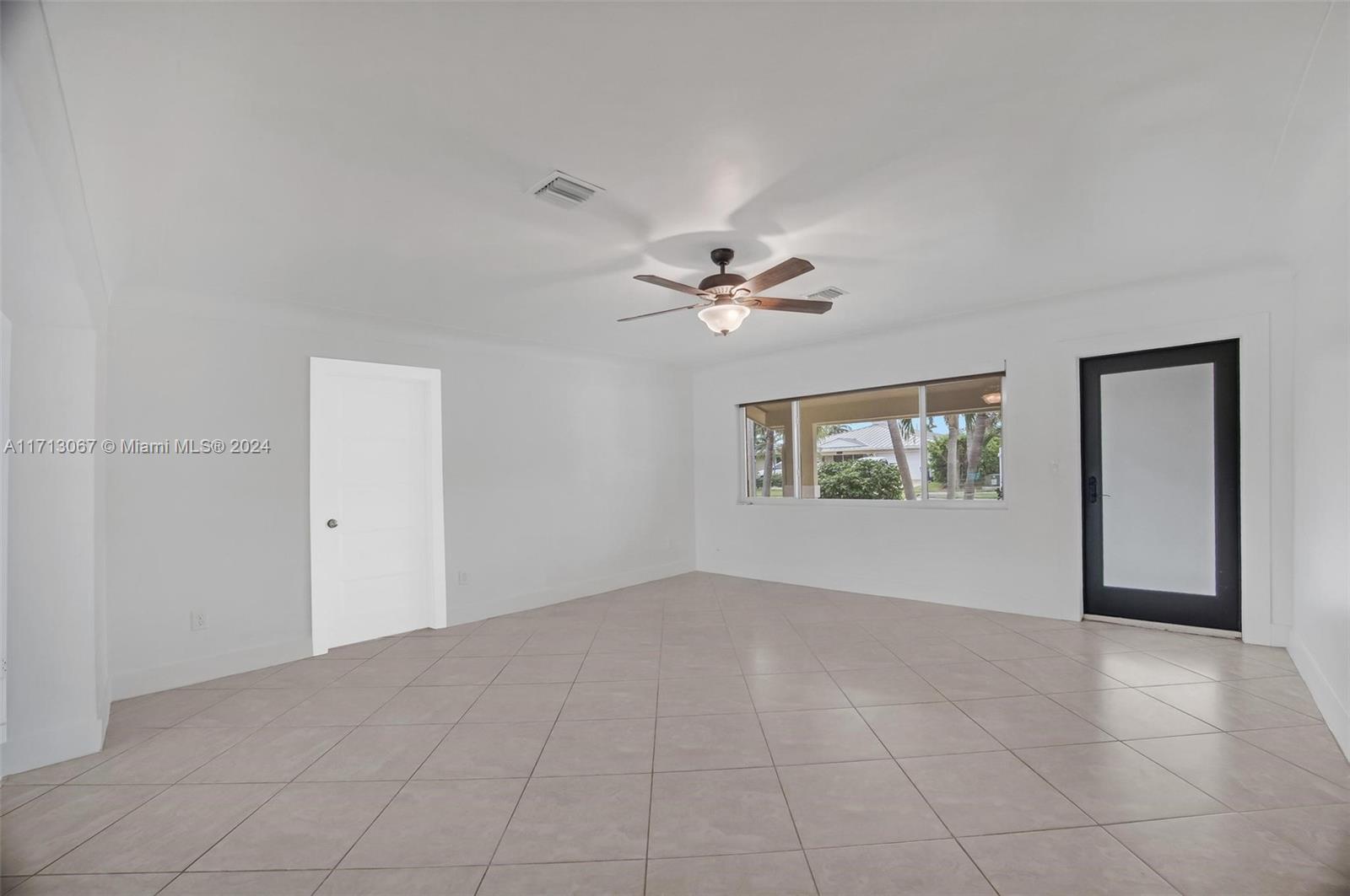 260 SE 5th Ave