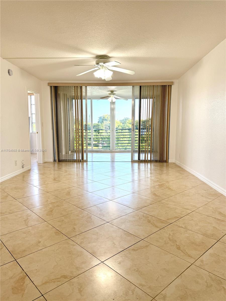 1920 Sabal Palm Dr # 402