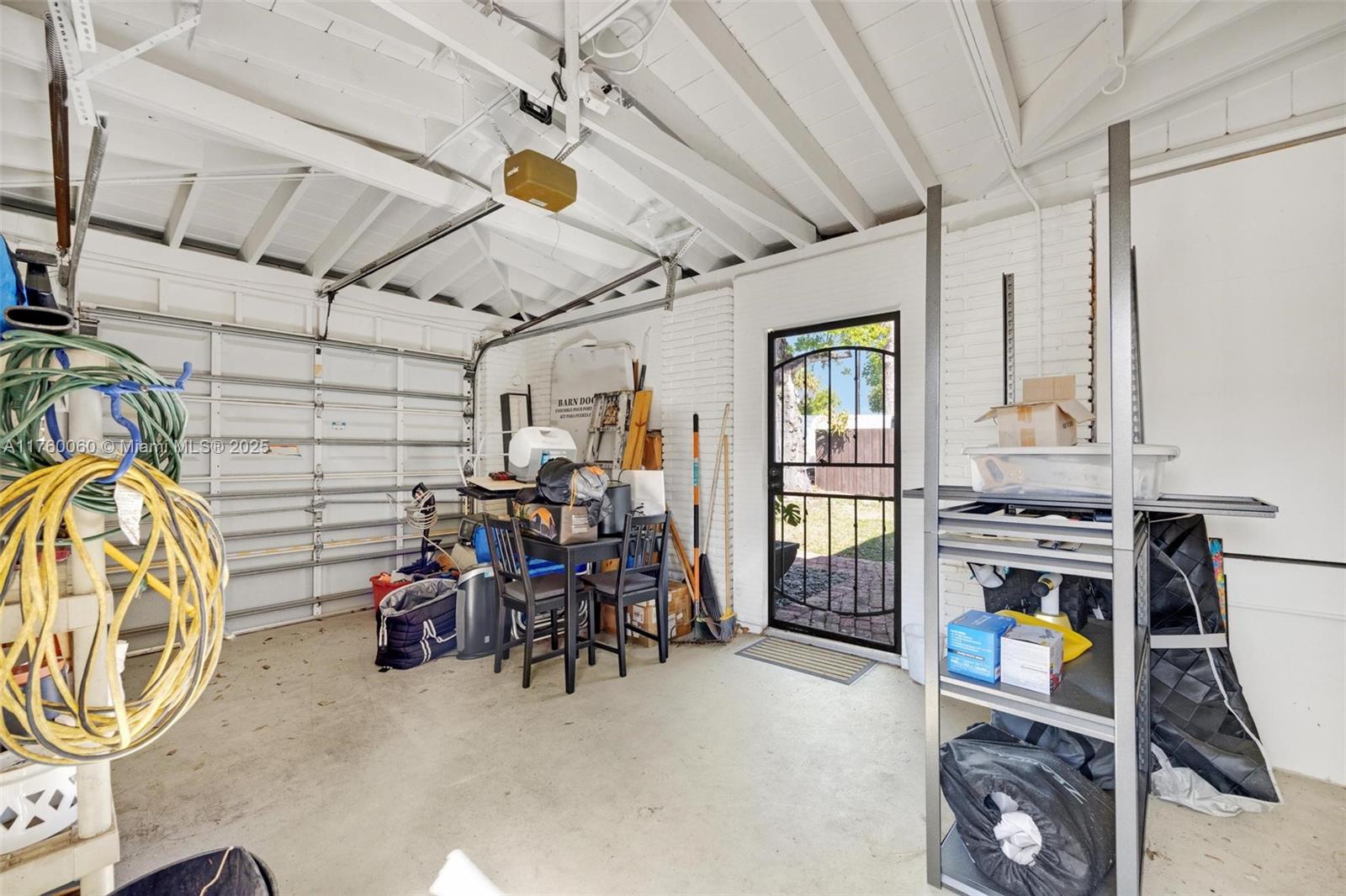 1114 SW 19th St