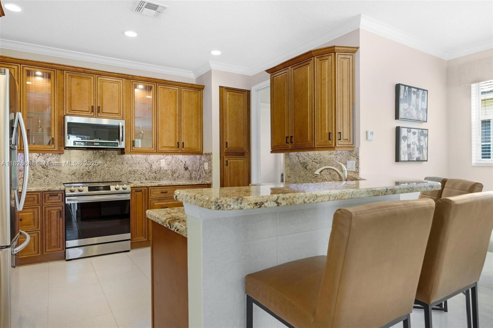 3140 Hidden Hollow Ln