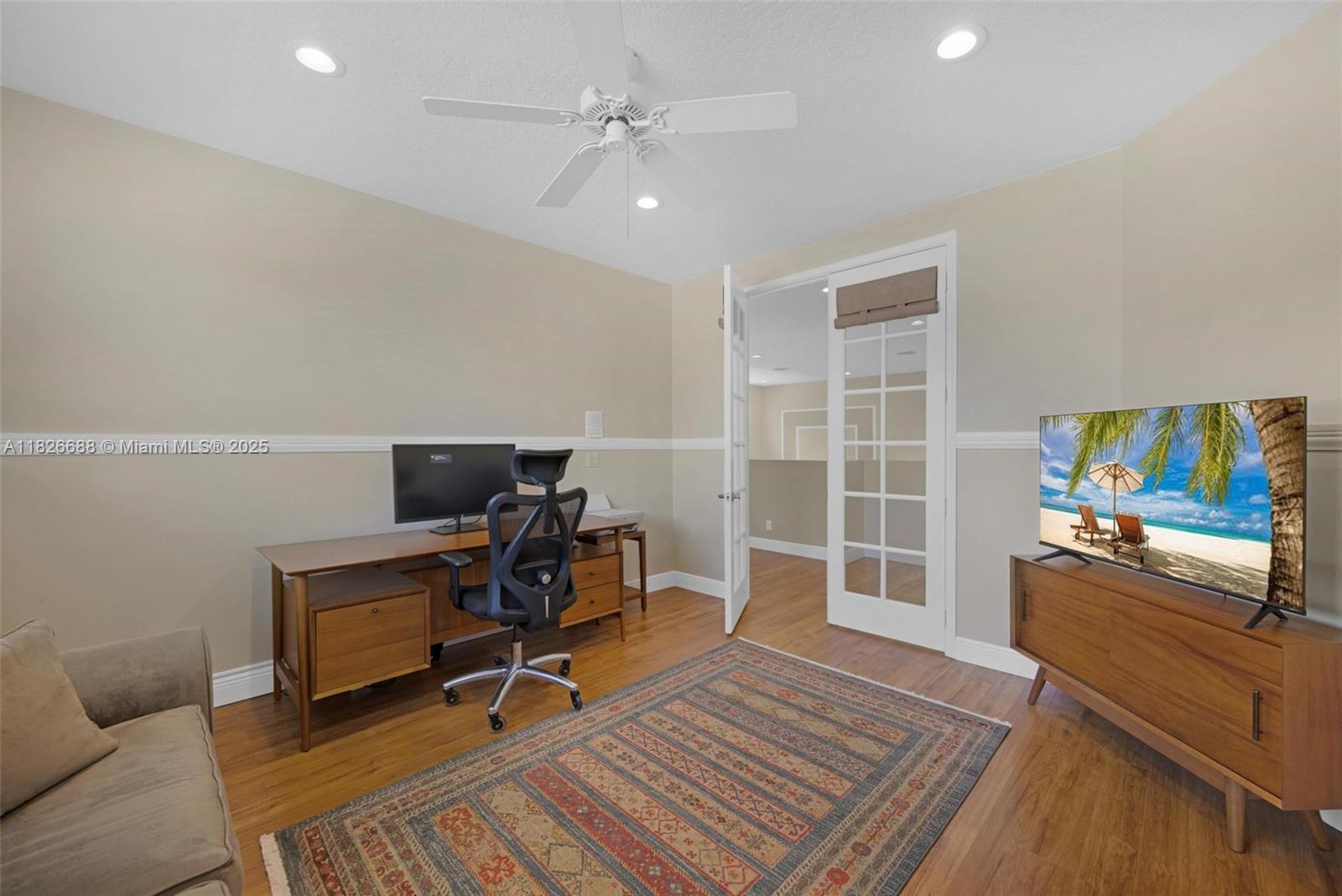 3140 Hidden Hollow Ln
