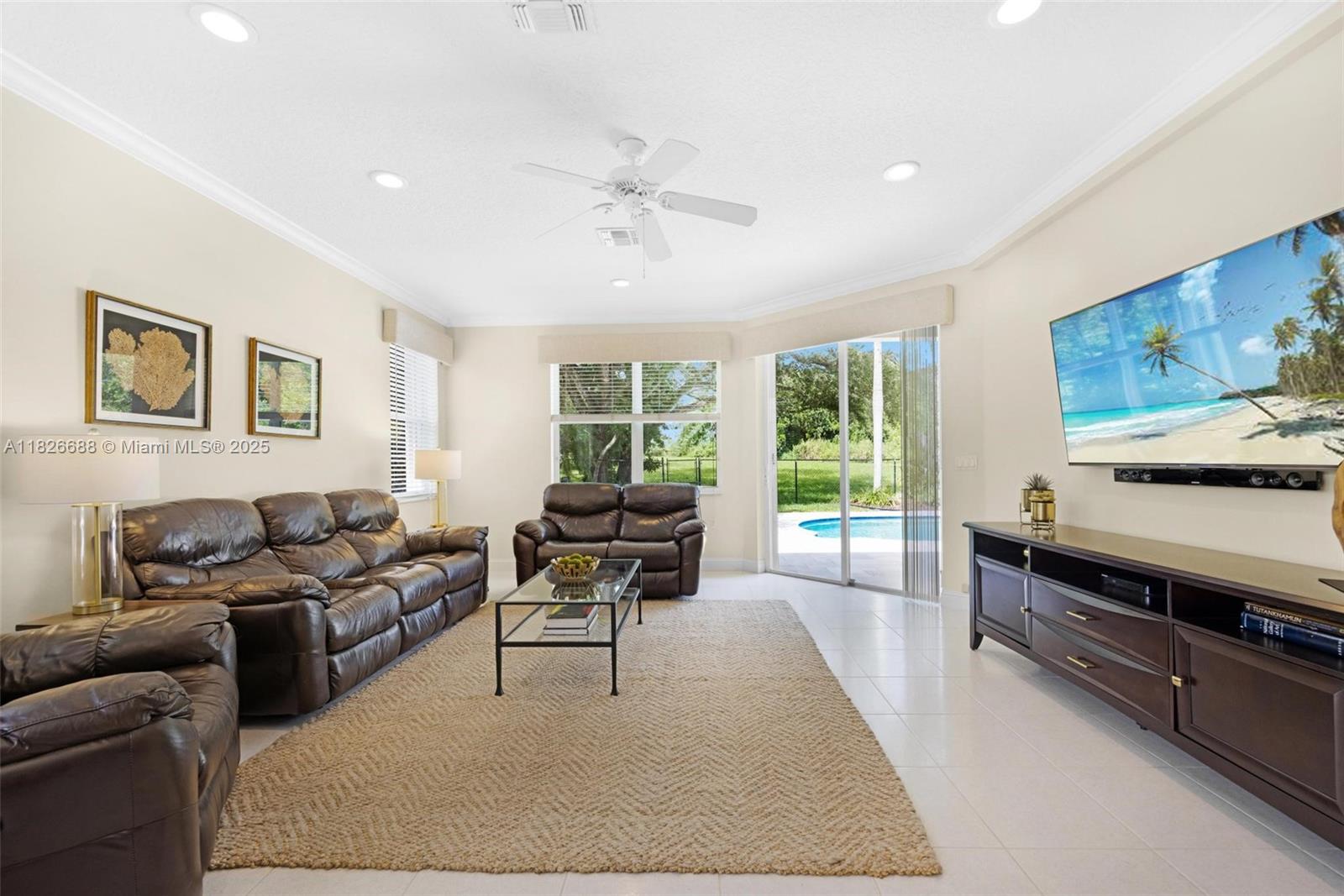 3140 Hidden Hollow Ln