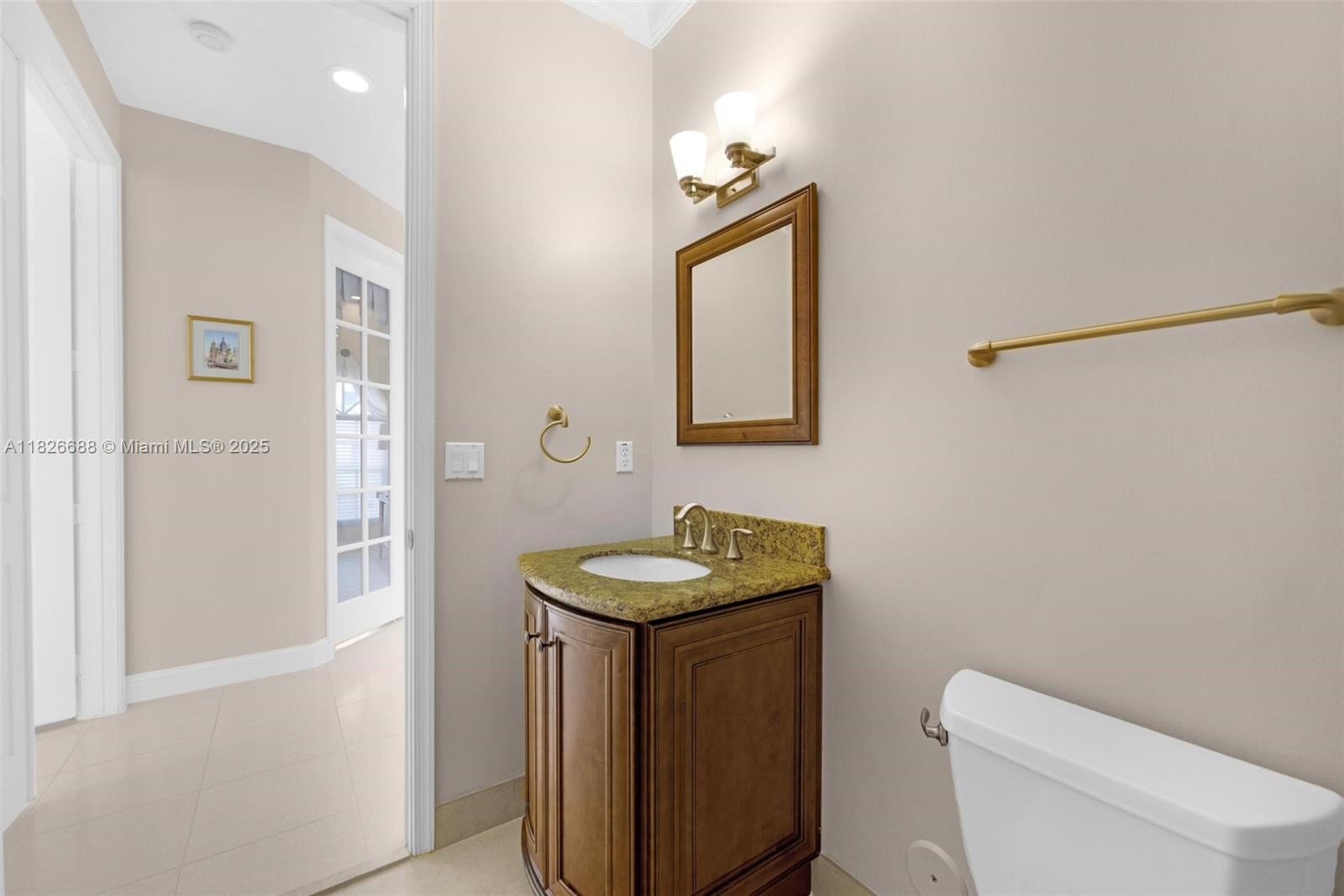 3140 Hidden Hollow Ln